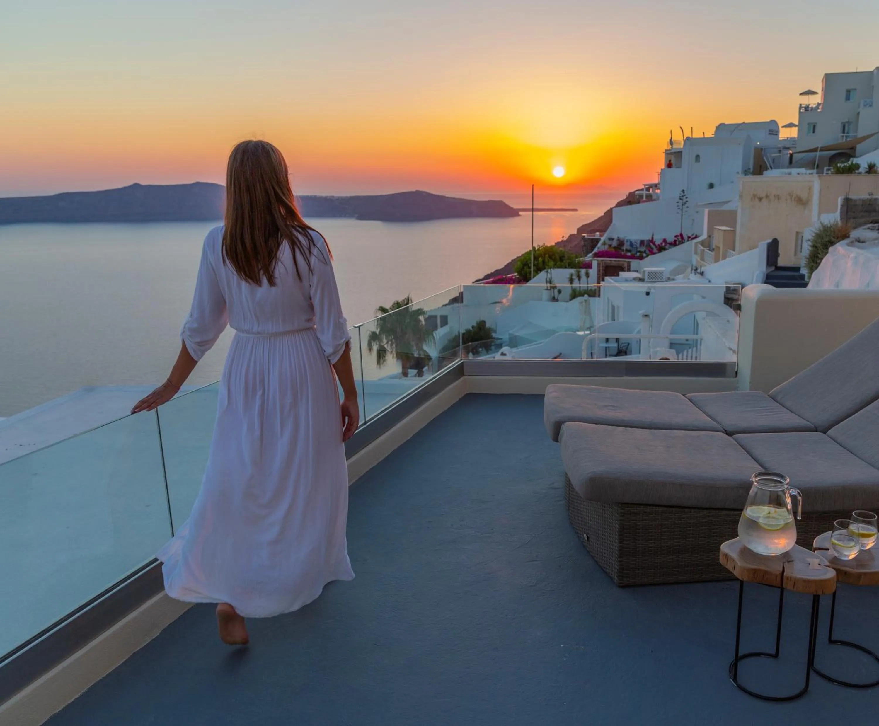 Sunset in Damigos Caldera World