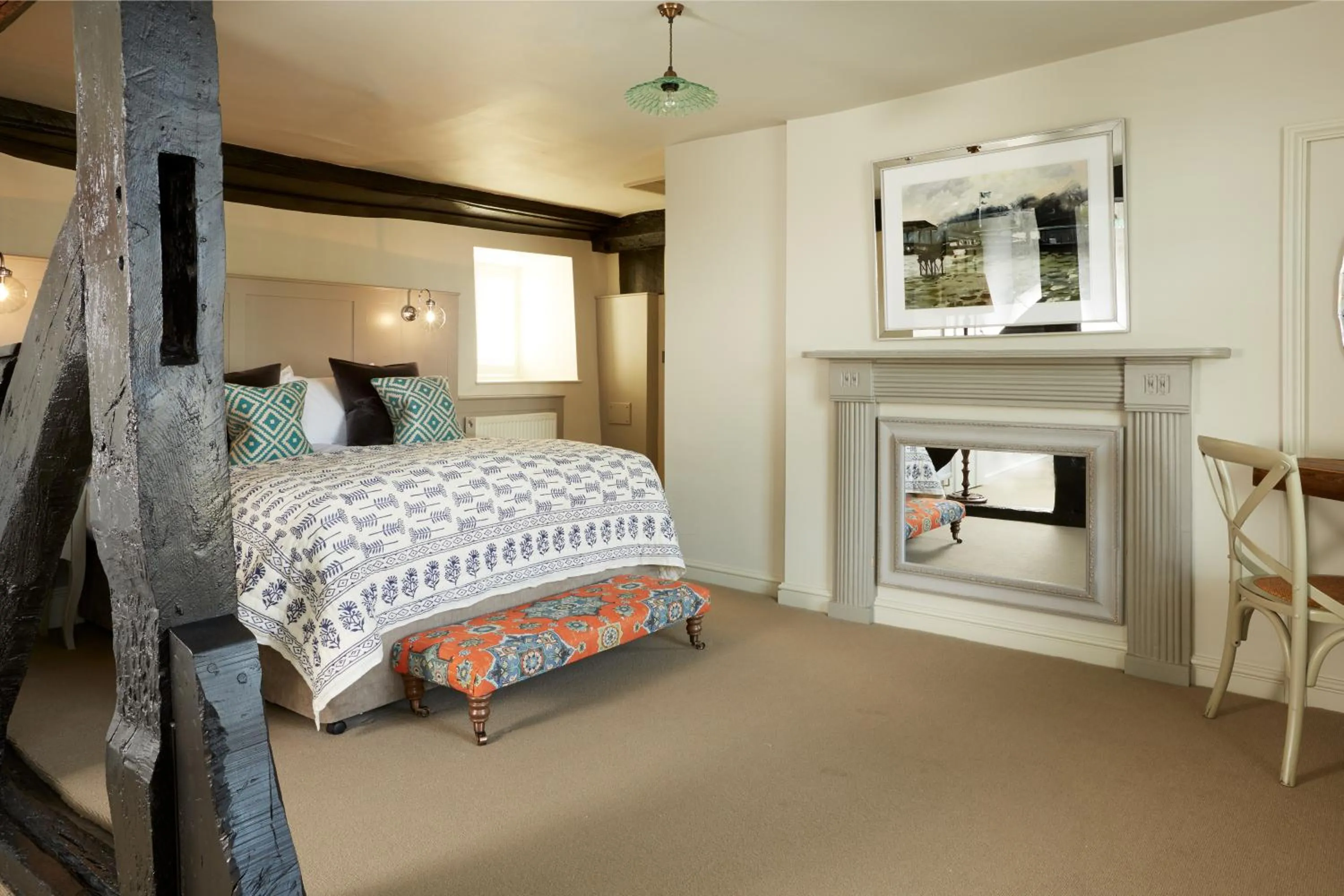 Bedroom, Bed in The Bull Hotel