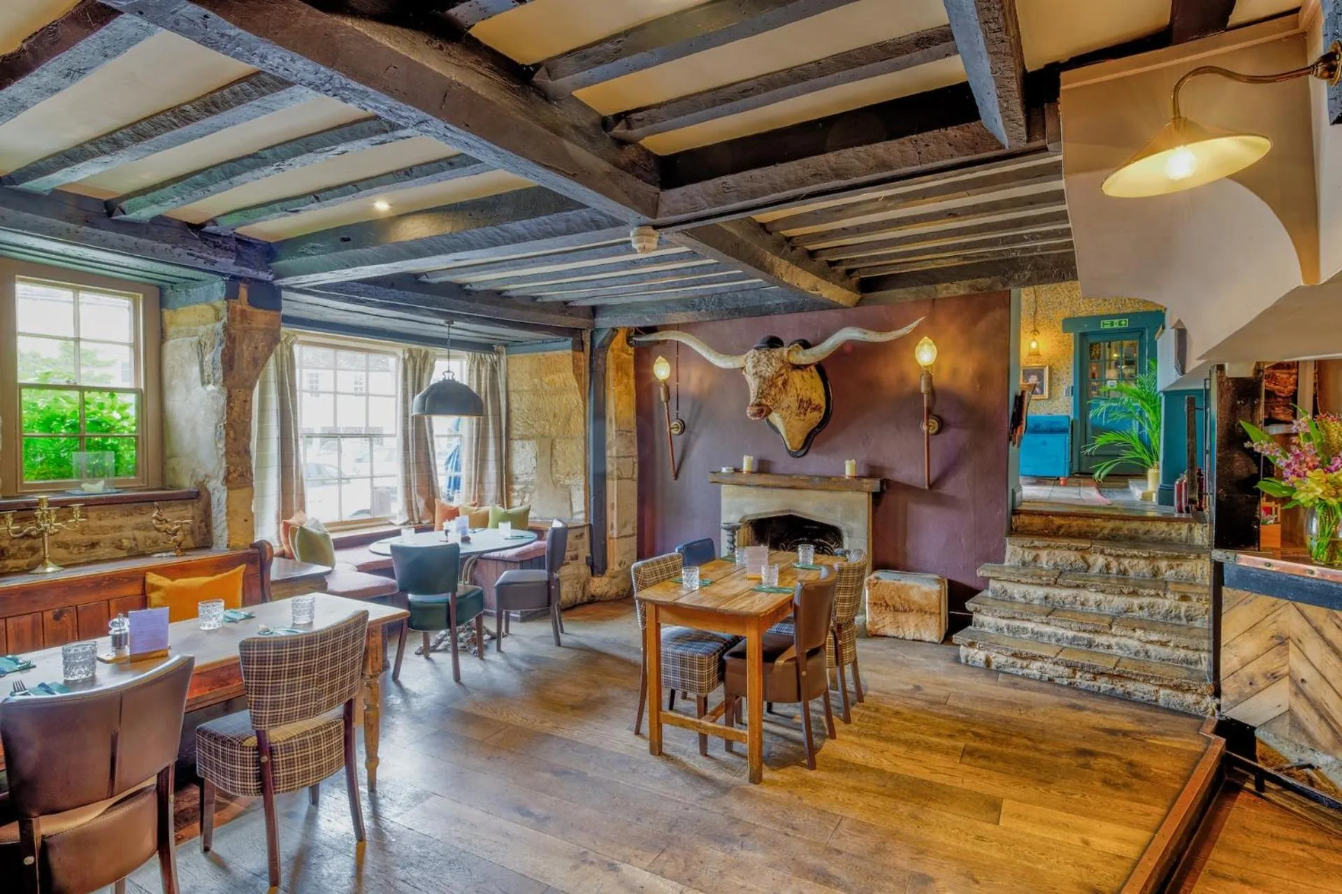 Lounge or bar in The Bull Hotel