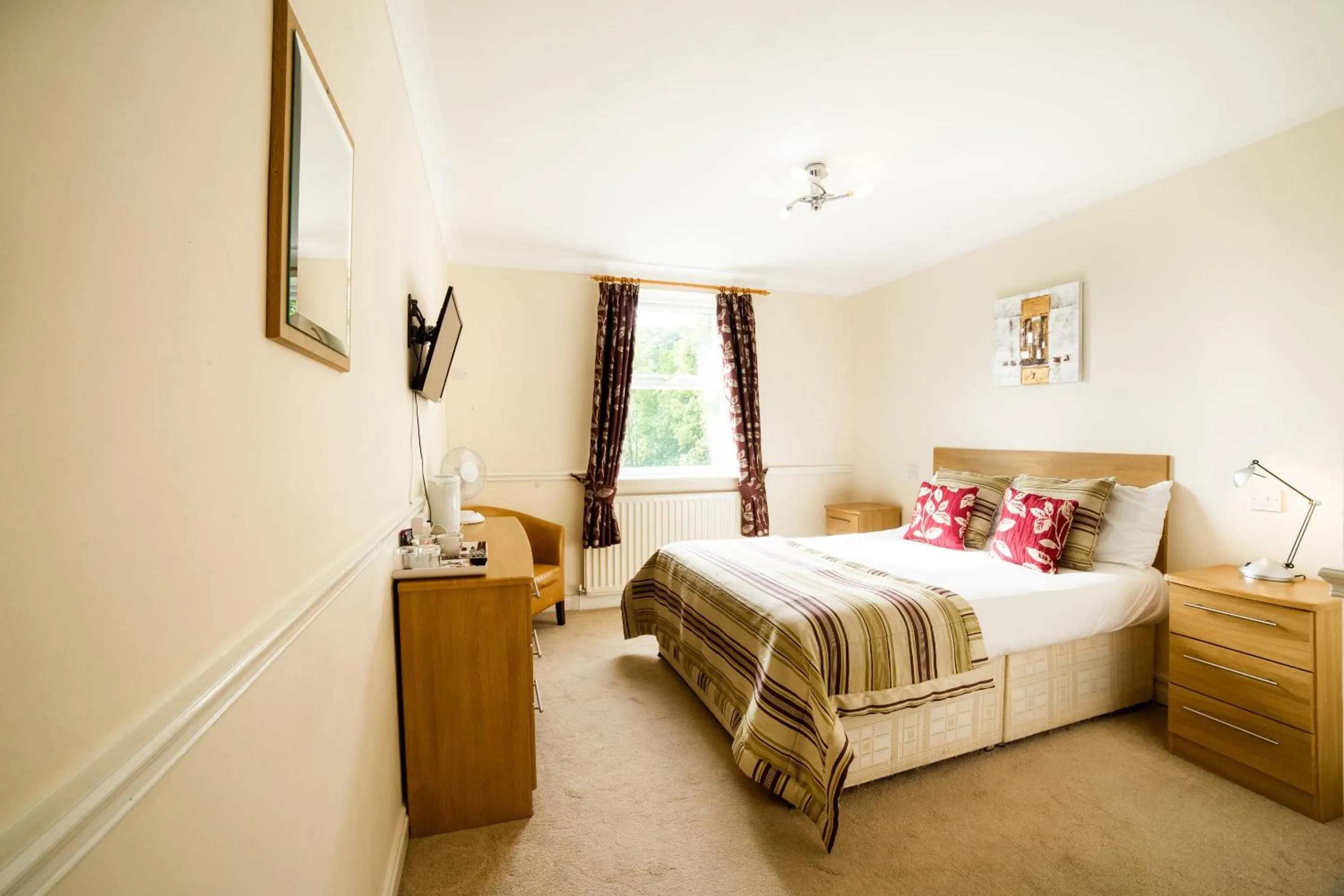 Bedroom in OYO White Horse Lodge Hotel, East Thirsk