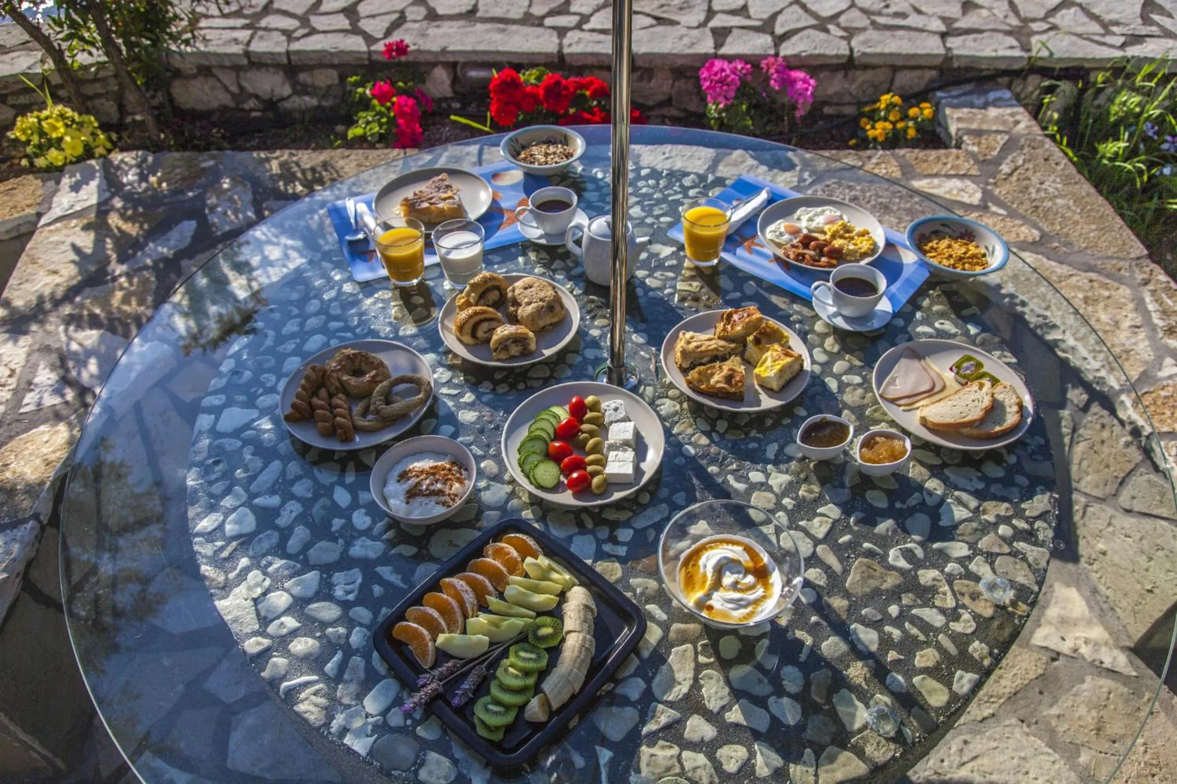 Breakfast in Agni Suites