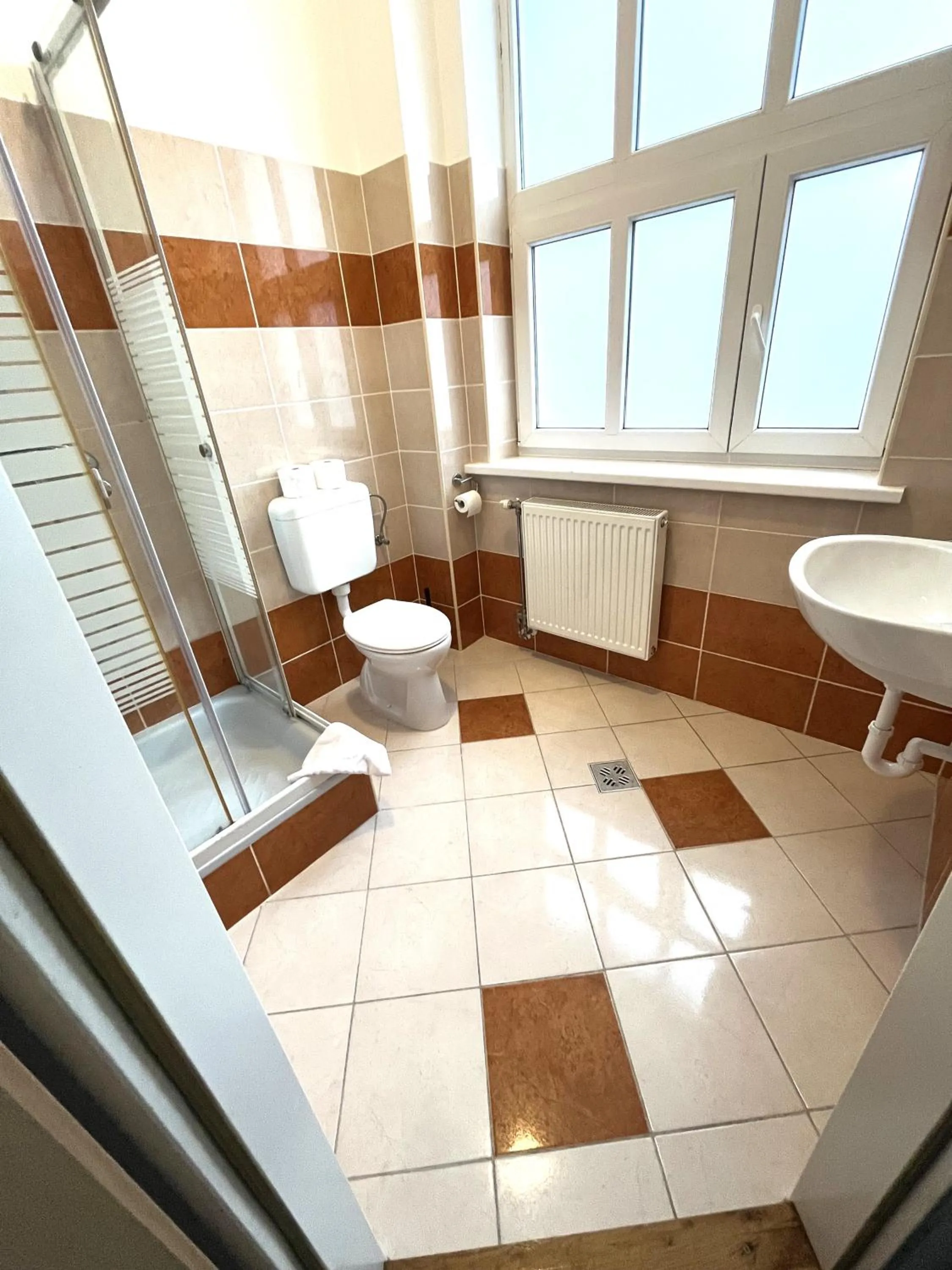 Bathroom in Broadway City Guesthouse