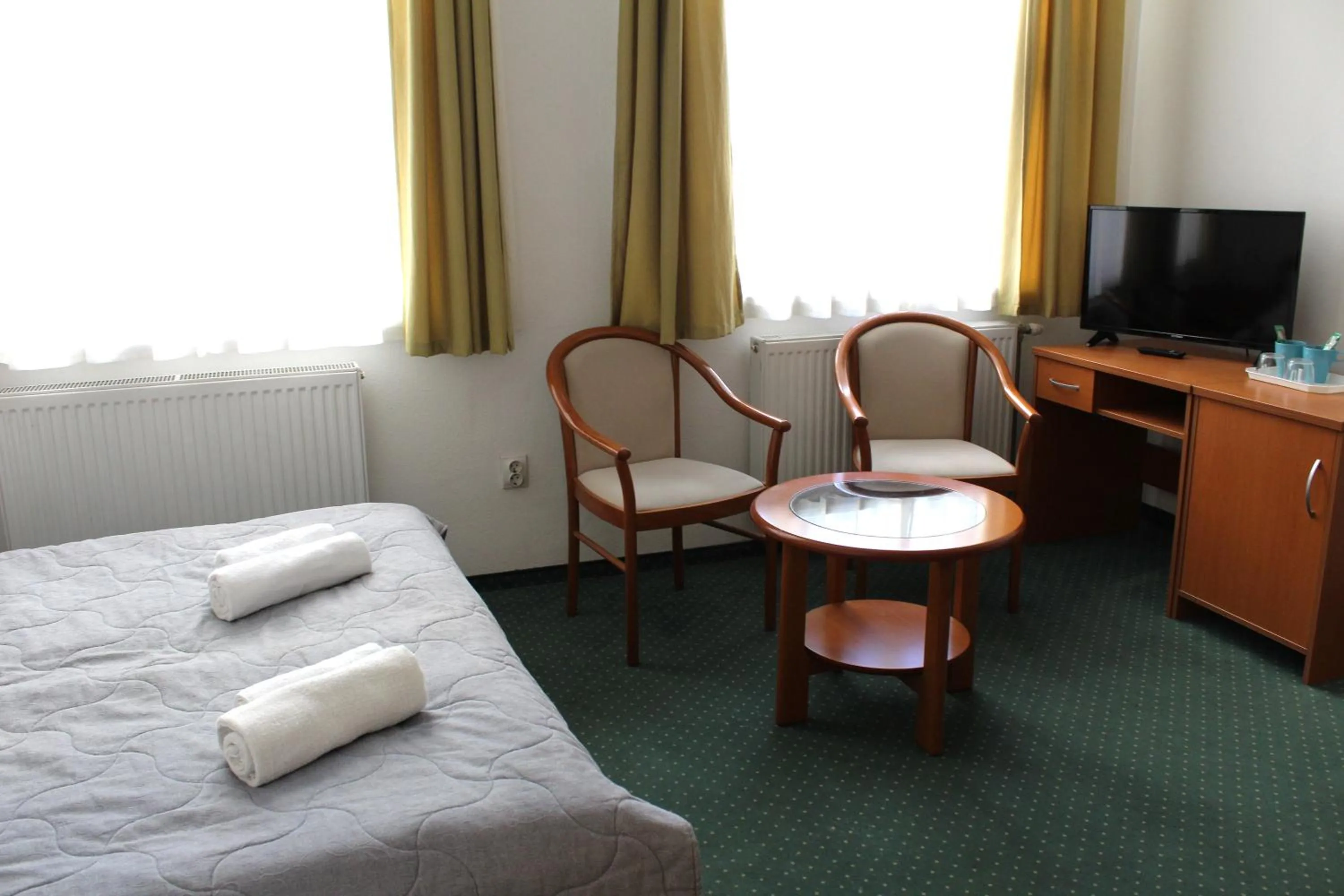 Bedroom, Bed in Broadway City Guesthouse