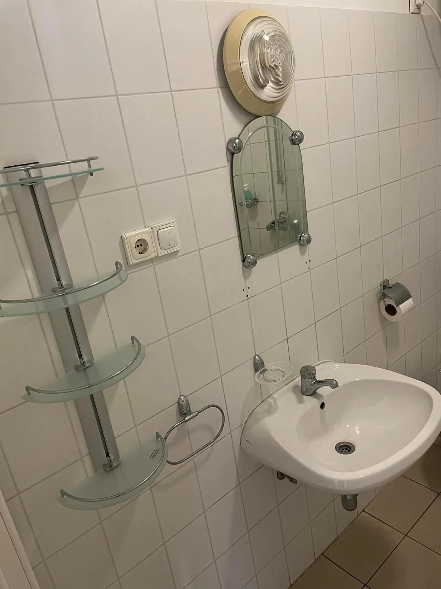 Bathroom in Broadway City Guesthouse