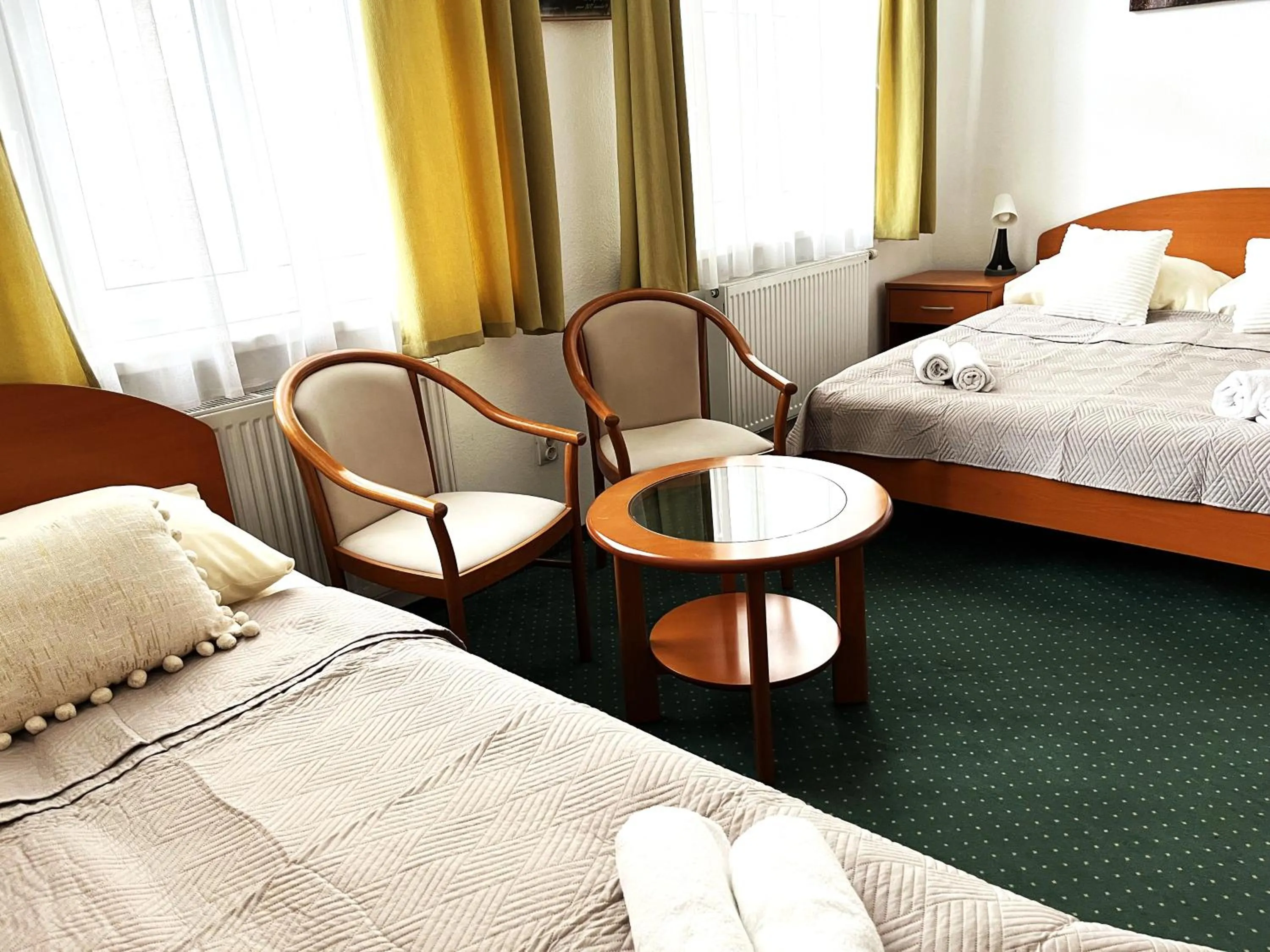 Photo of the whole room, Bed in Broadway City Guesthouse