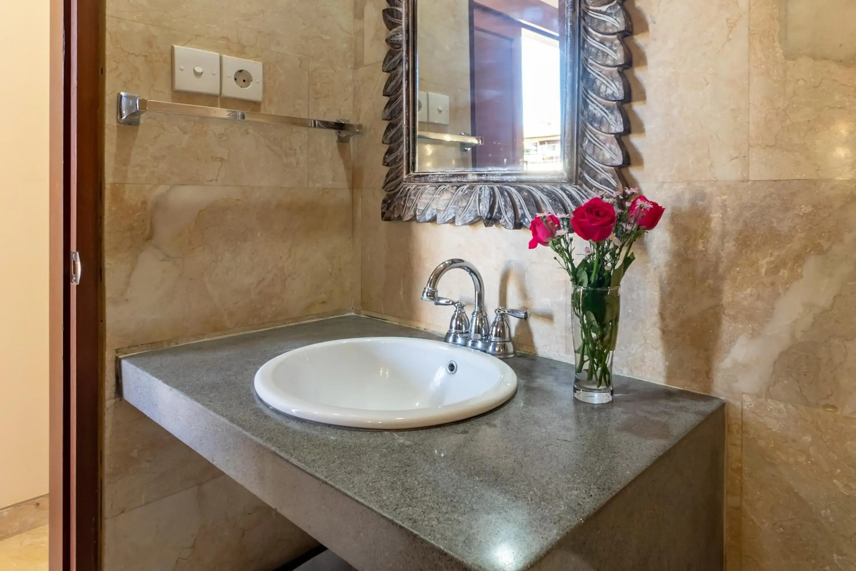 Deluxe Double Room with Balcony in Kecik Inn Deluxe Double Room with Balcony in Kecik Inn