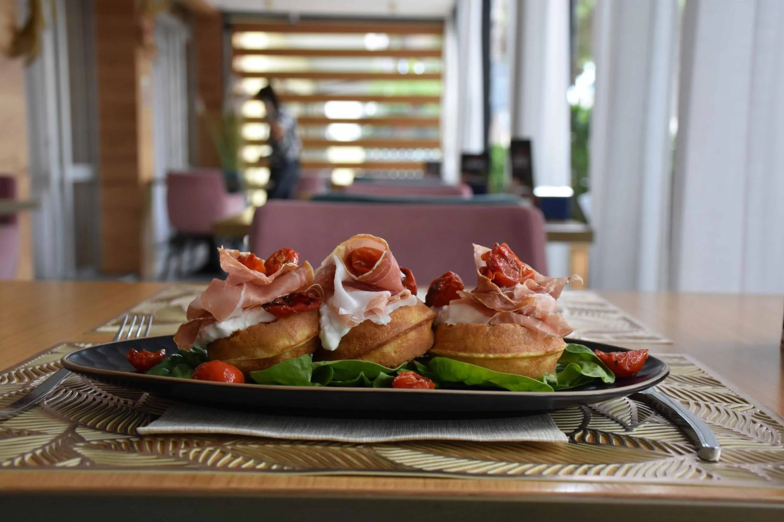 Breakfast in Hotel Suez