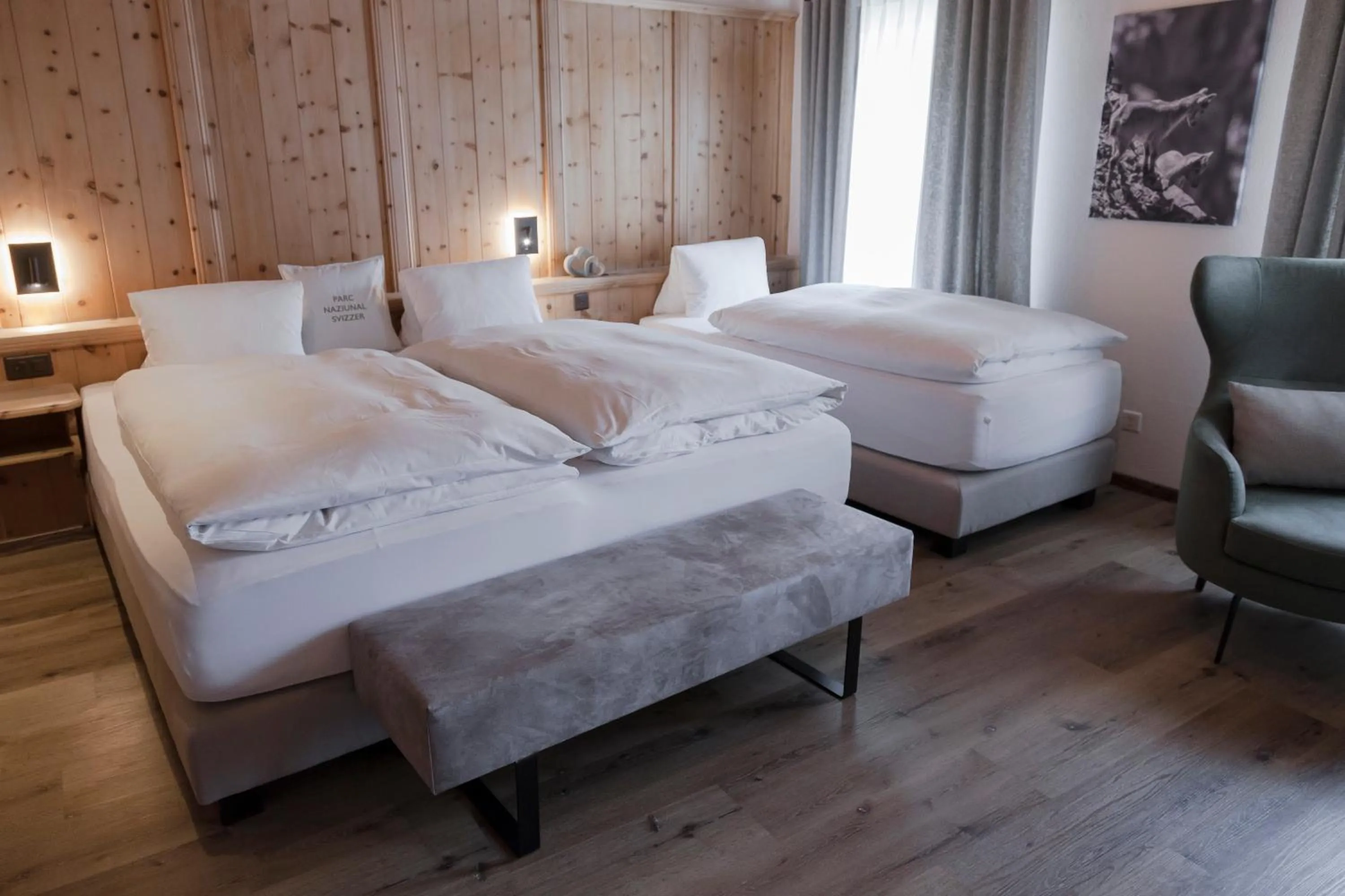 Staff in Hotel Baer & Post Zernez