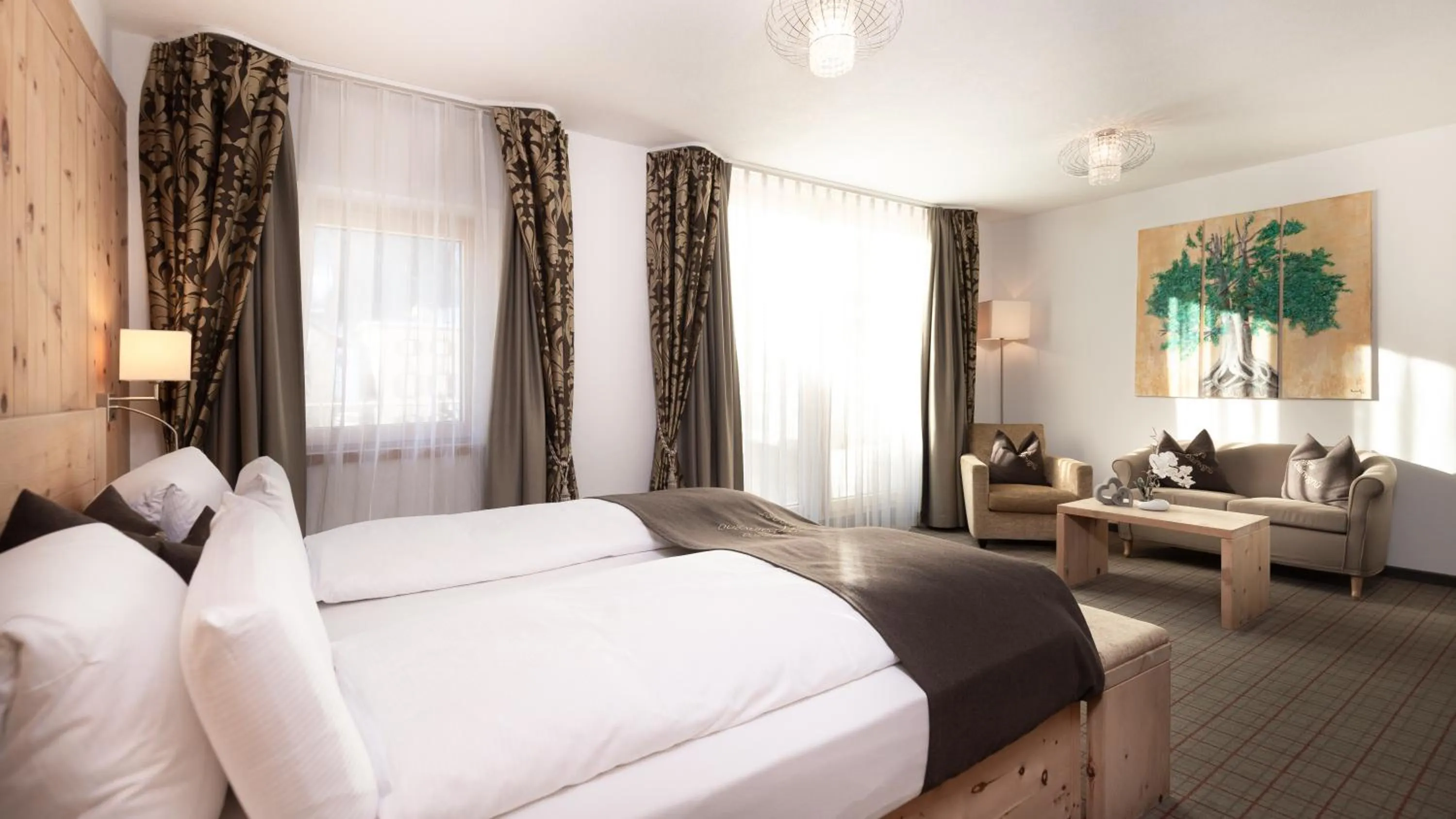 Bed in Hotel Baer & Post Zernez