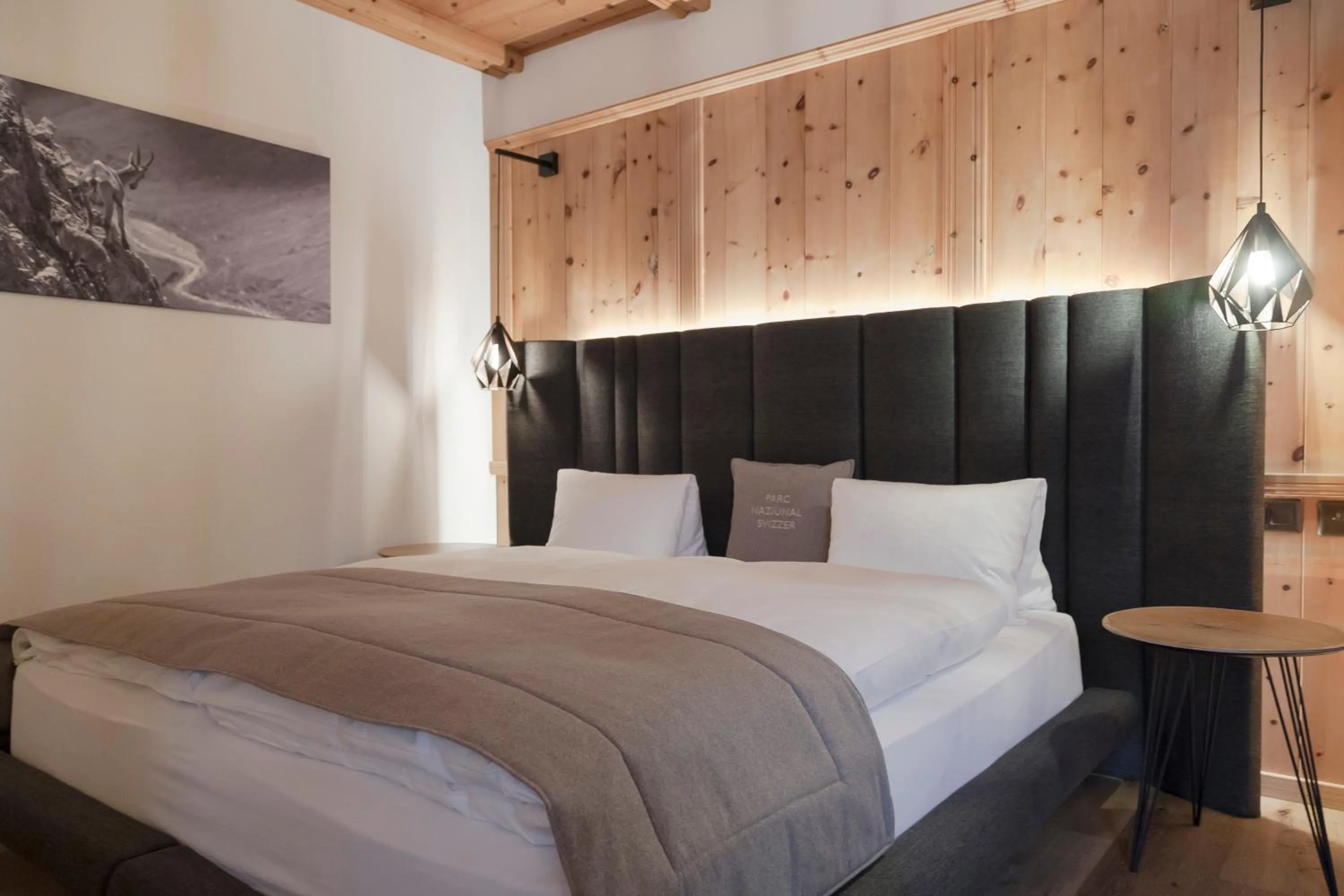 Staff in Hotel Baer & Post Zernez