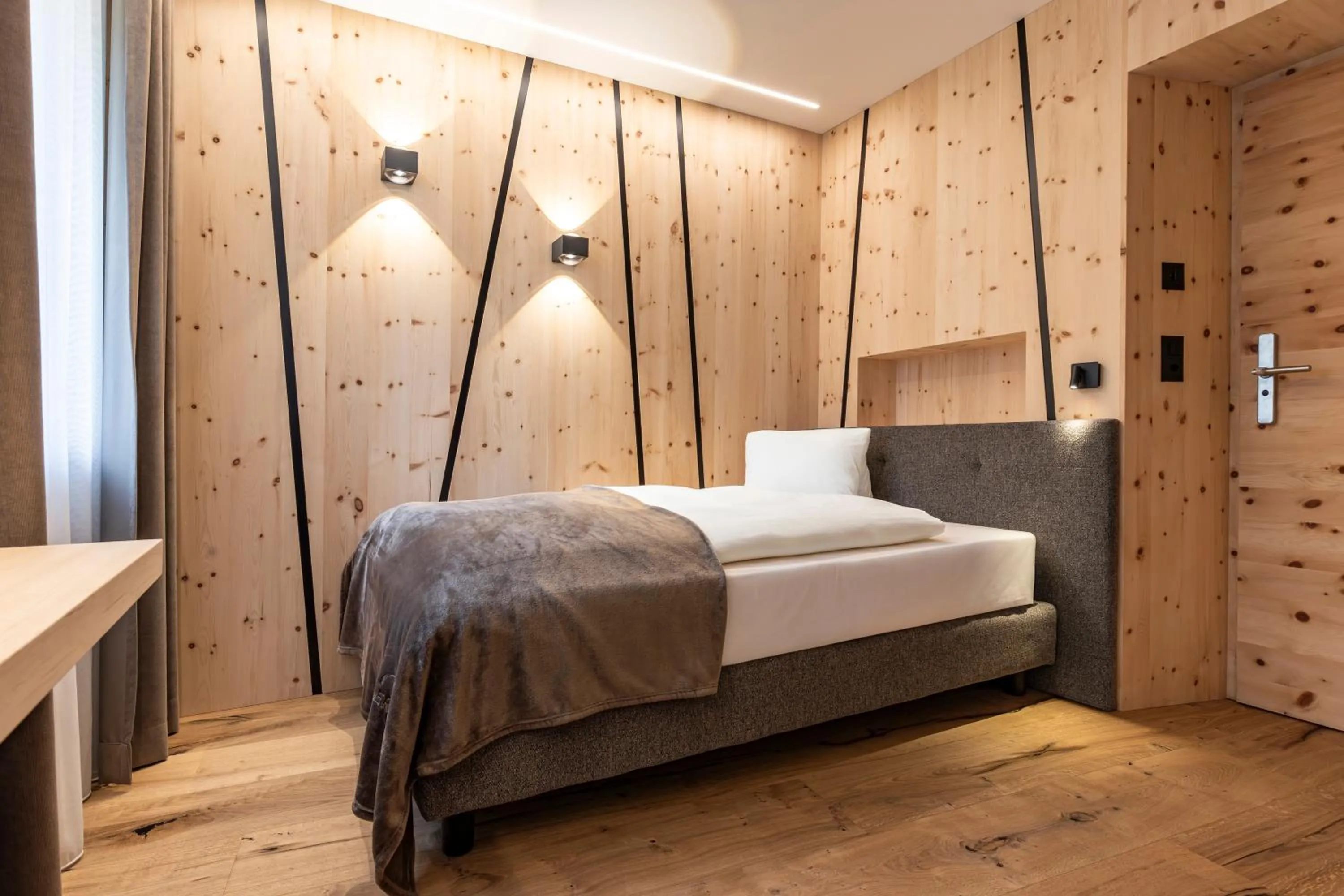 Photo of the whole room in Hotel Baer & Post Zernez