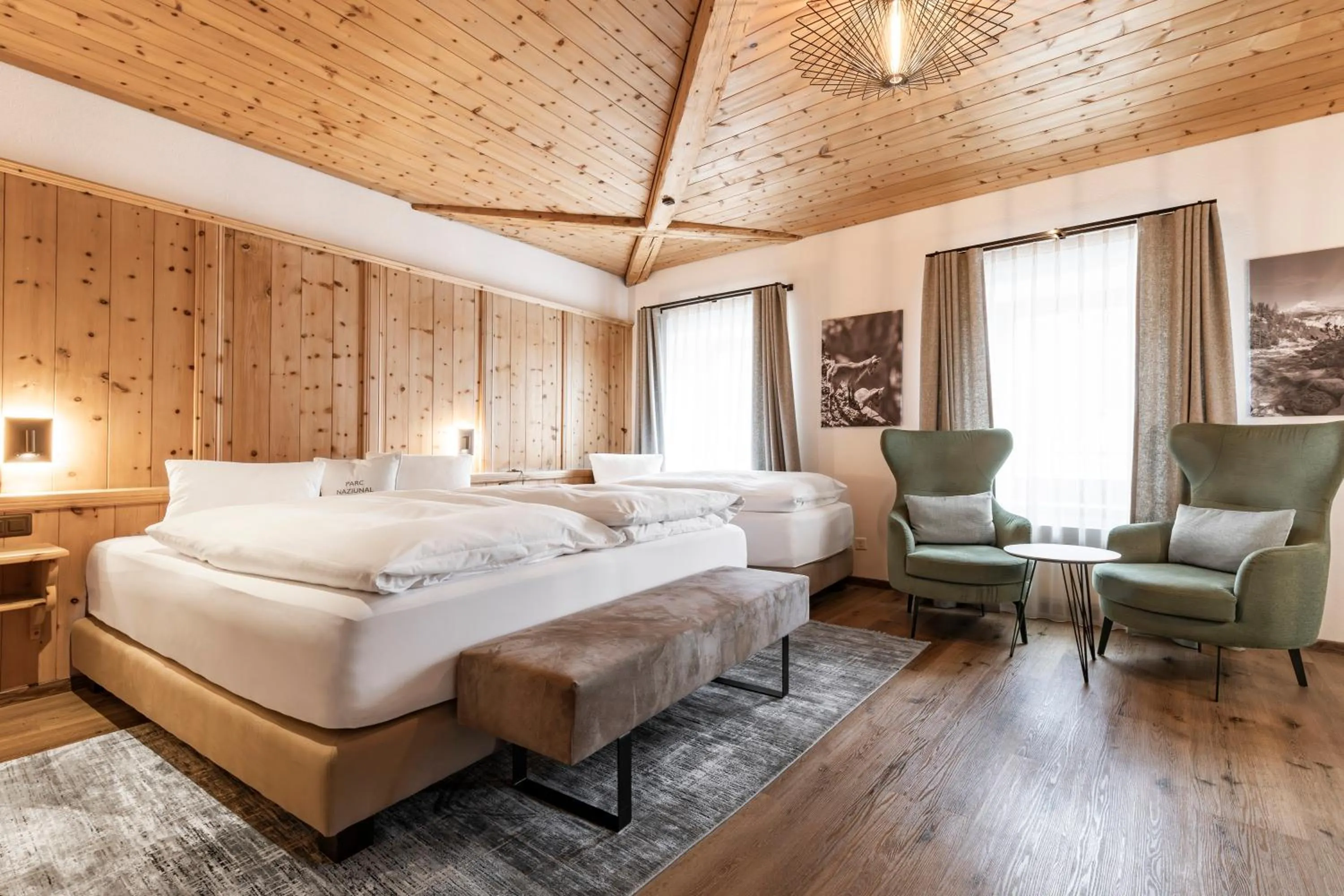 Photo of the whole room in Hotel Baer & Post Zernez