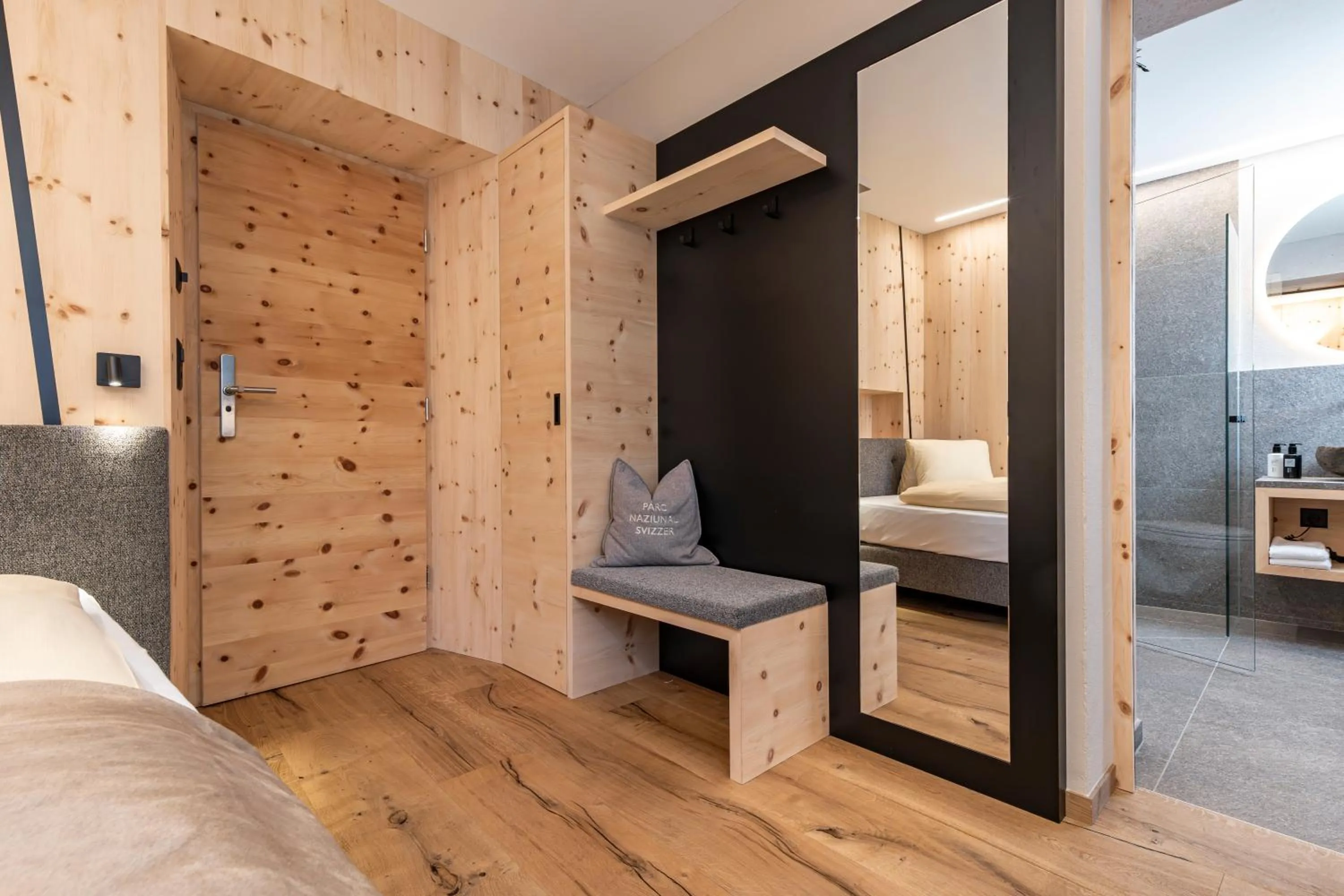 Photo of the whole room in Hotel Baer & Post Zernez