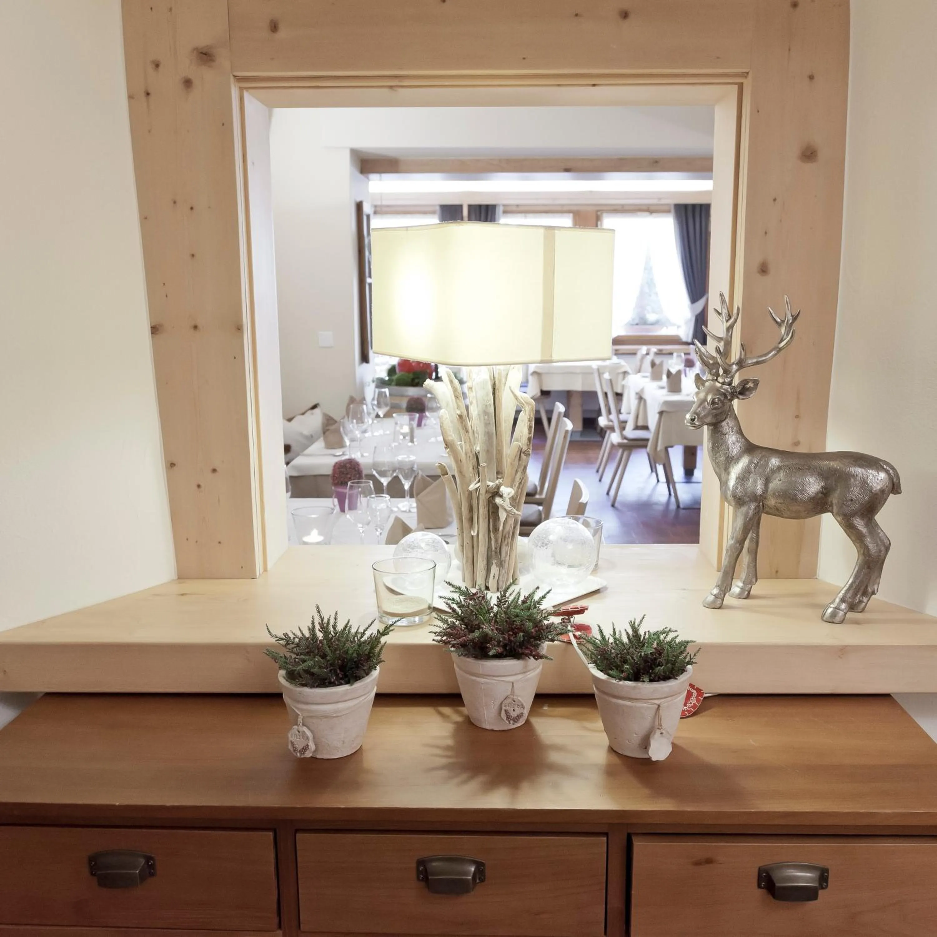 Decorative detail in Hotel Baer & Post Zernez