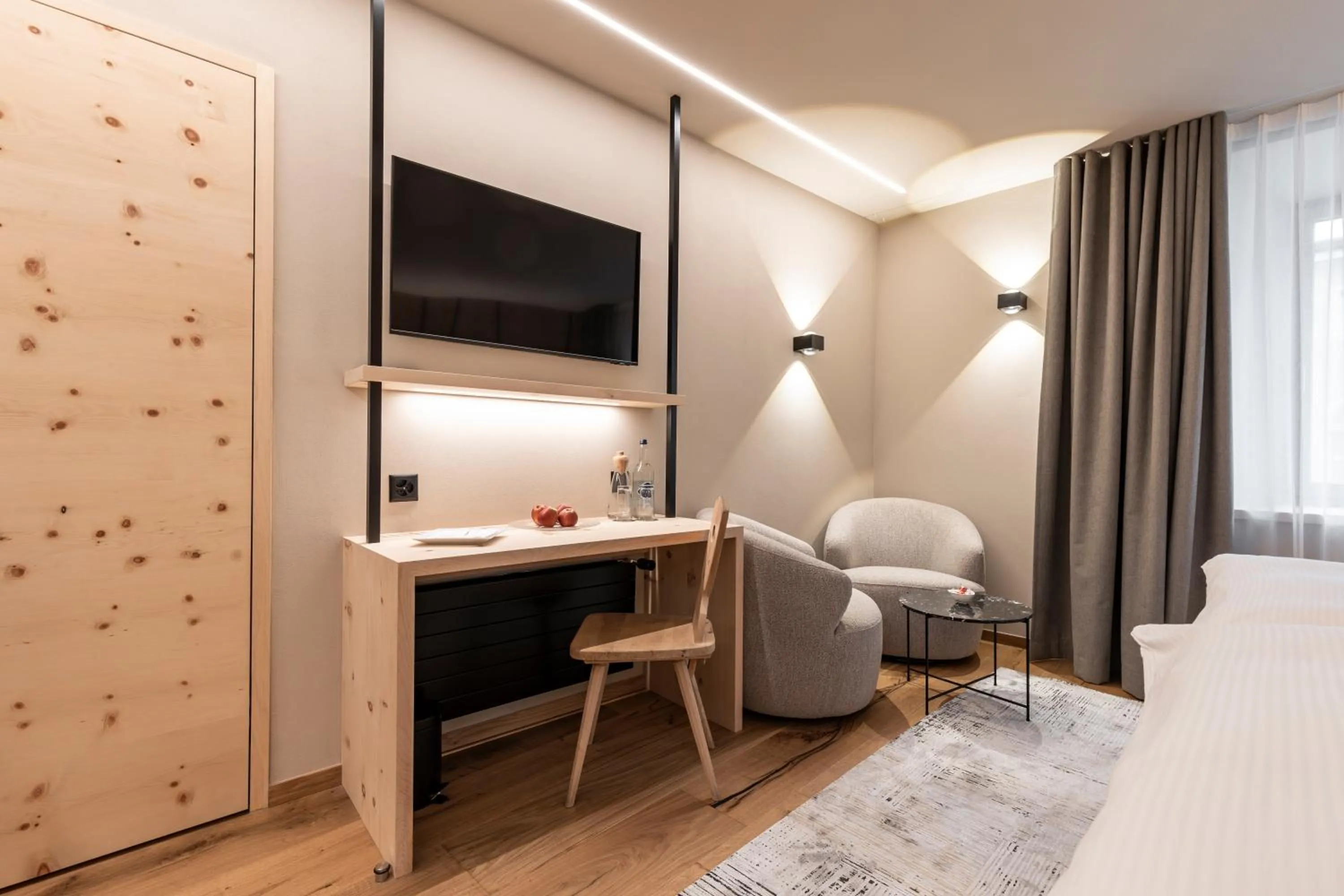 Photo of the whole room in Hotel Baer & Post Zernez