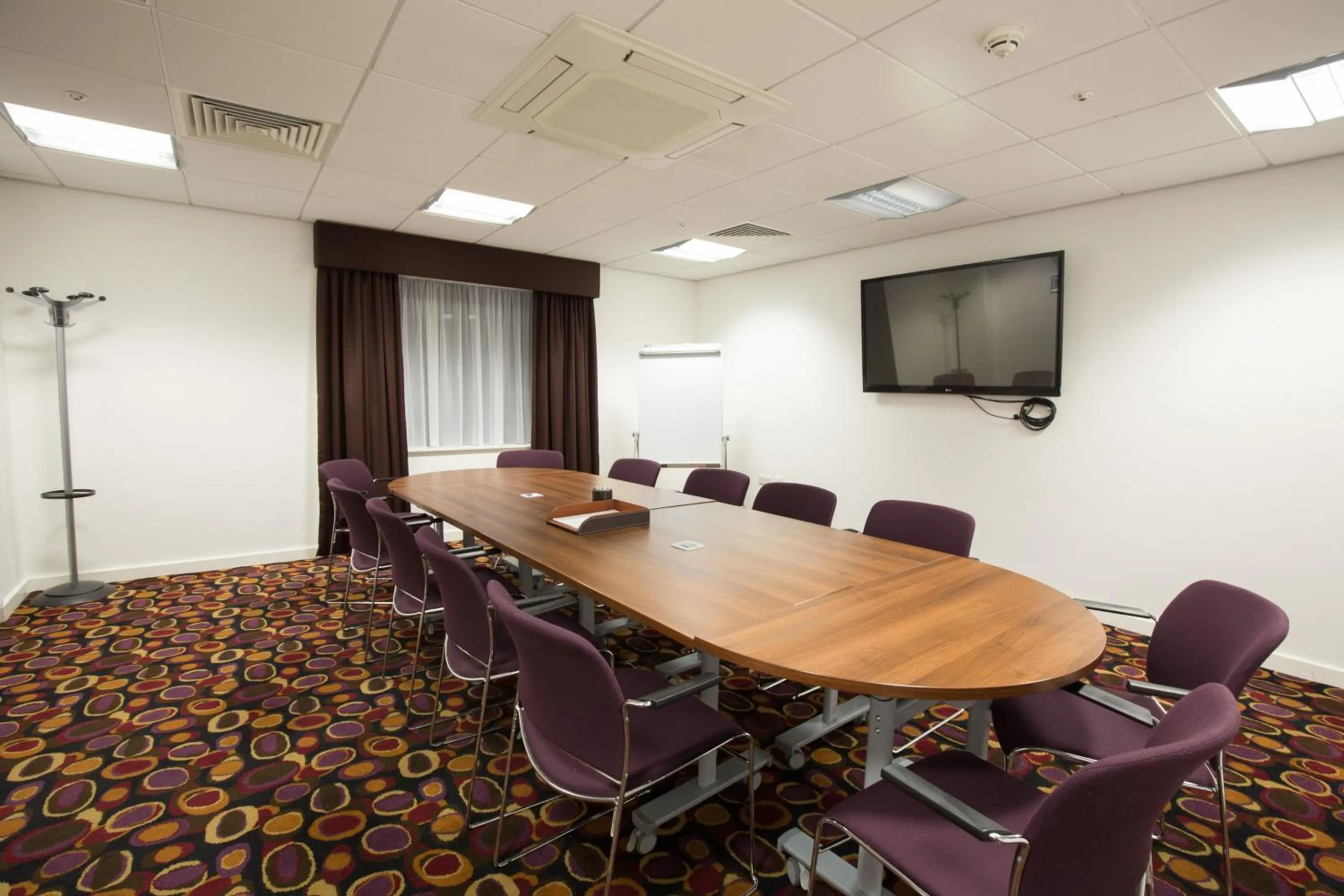 Meeting/conference room in Holiday Inn Express Birmingham-South A45