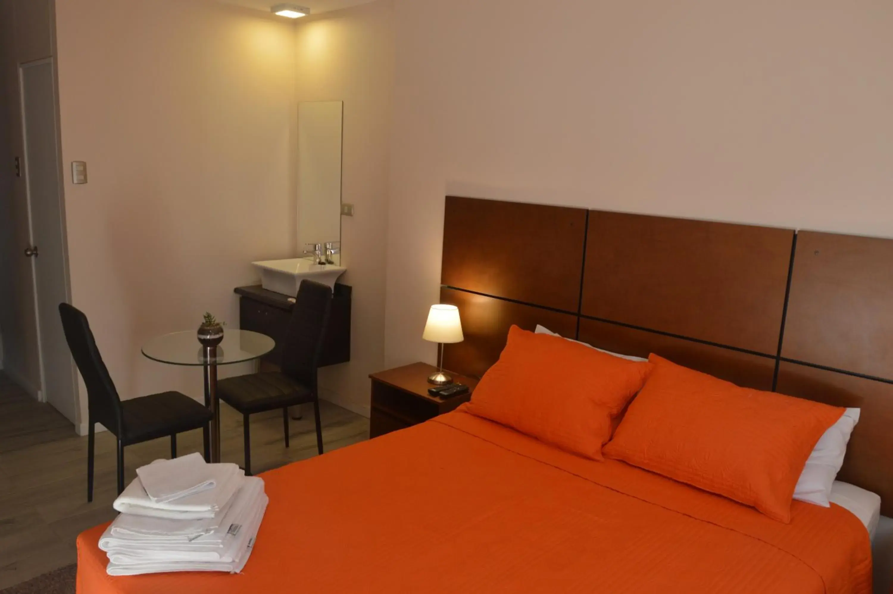 Double or Single Room in Origen Apart-Hotel Double or Single Room in Origen Apart-Hotel