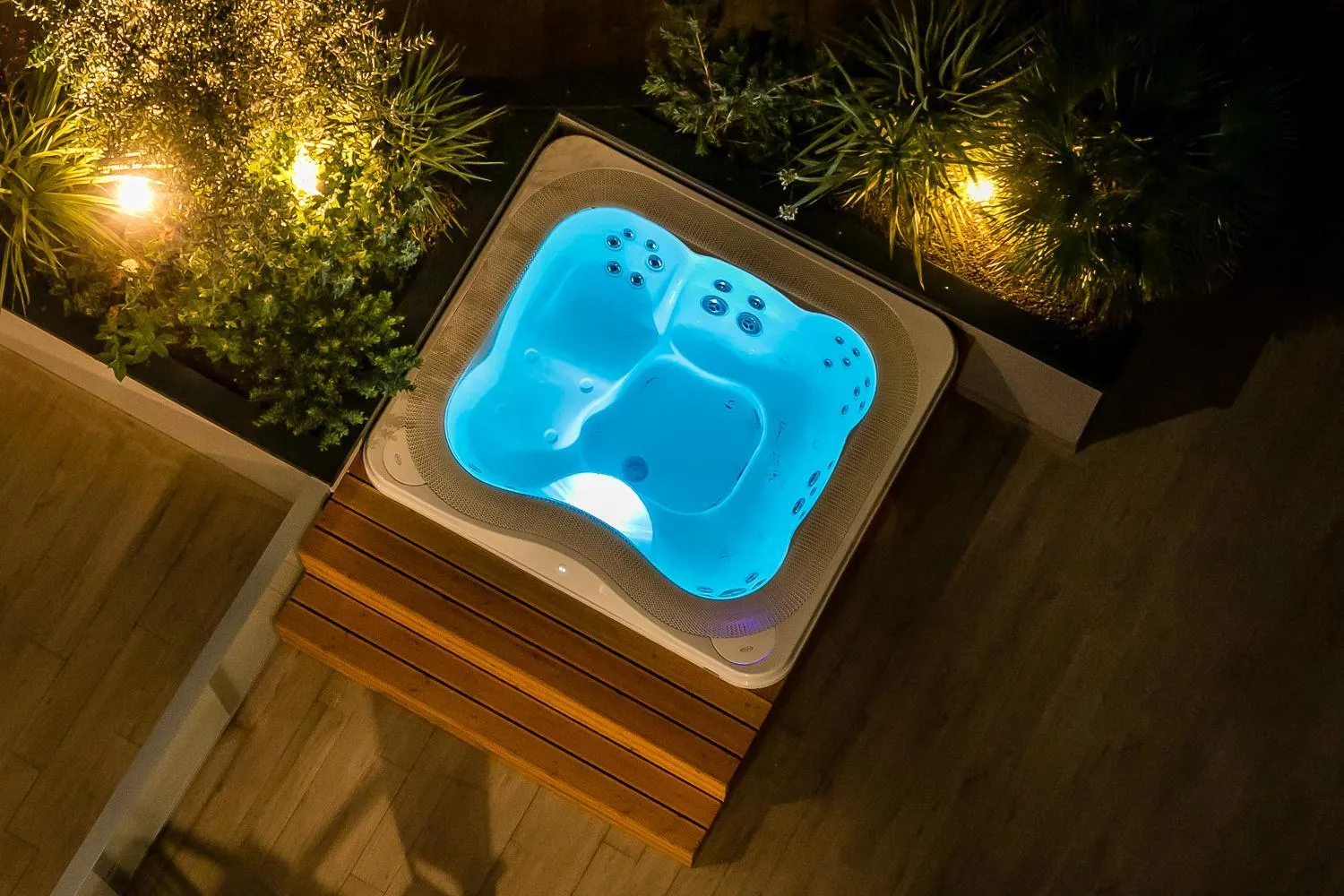 Hot Tub in Mediterranee Family Hotel & Spa