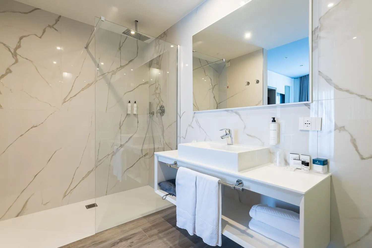 Bathroom in Mediterranee Family Hotel & Spa