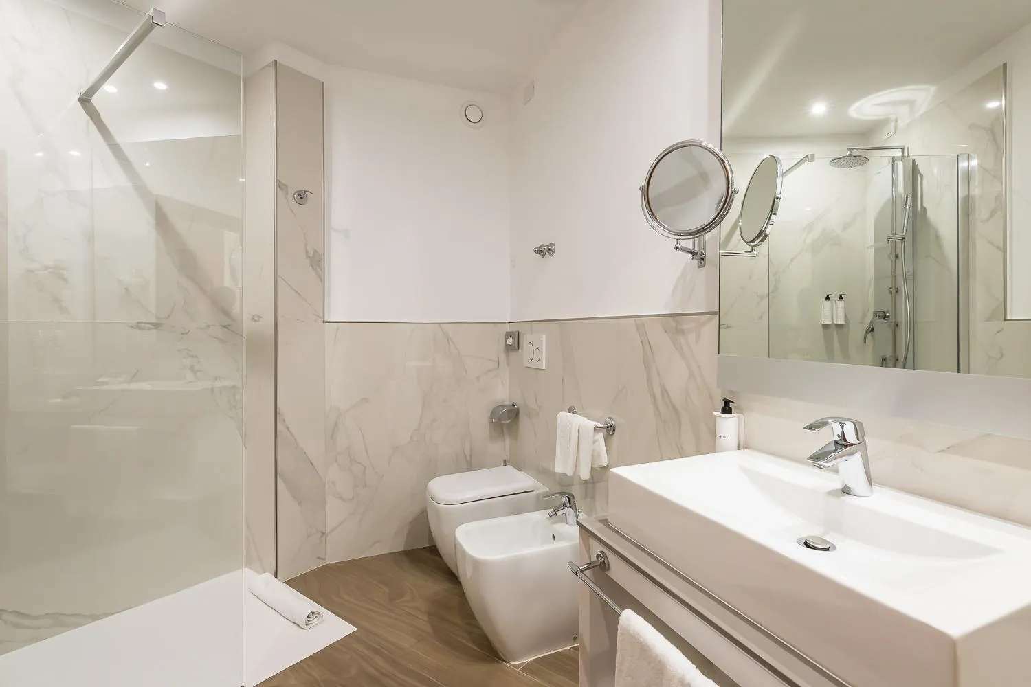 Bathroom in Mediterranee Family Hotel & Spa