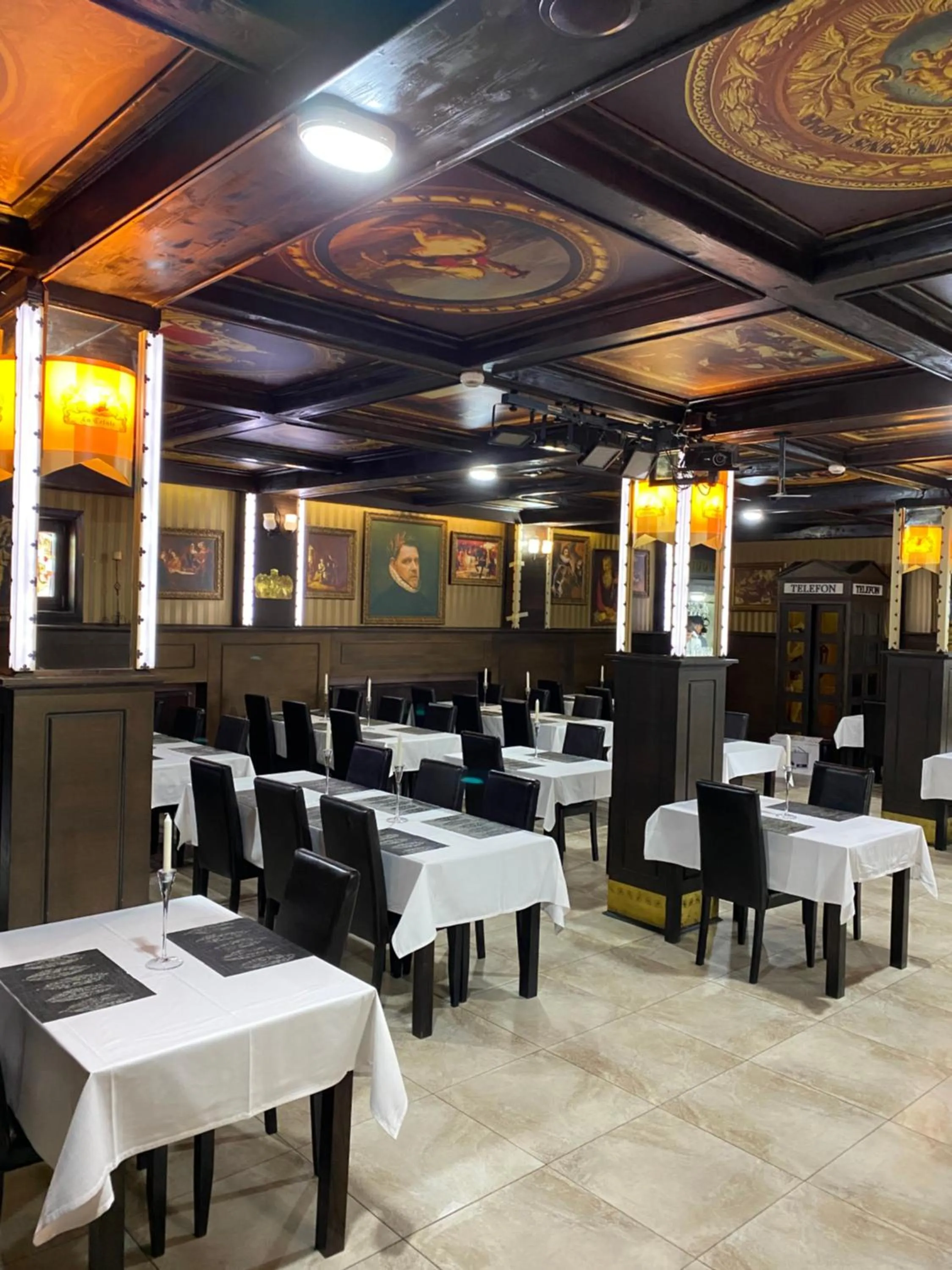 Lounge or bar in Hotel LaCetate