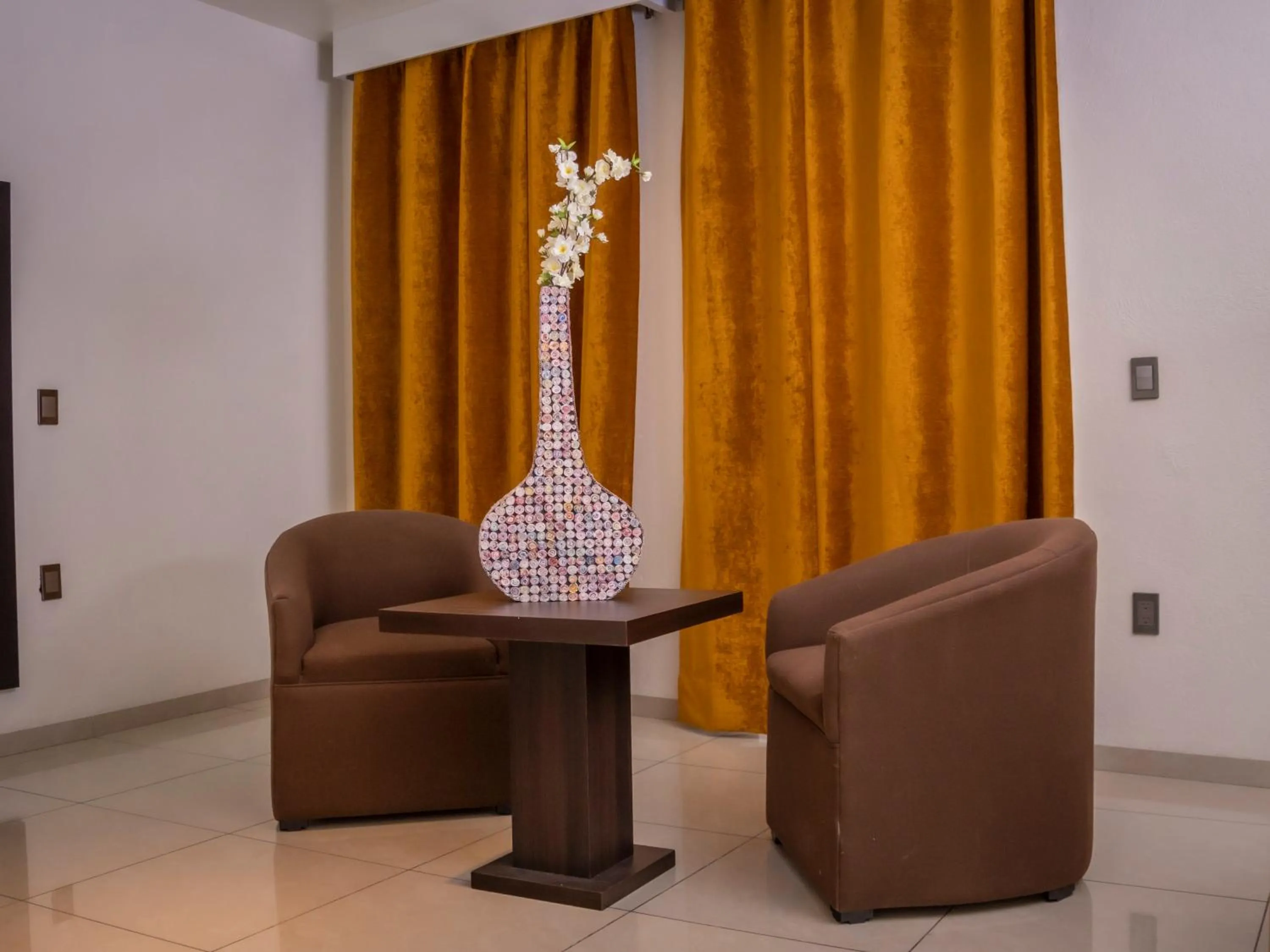 Seating area in Hotel SanJo