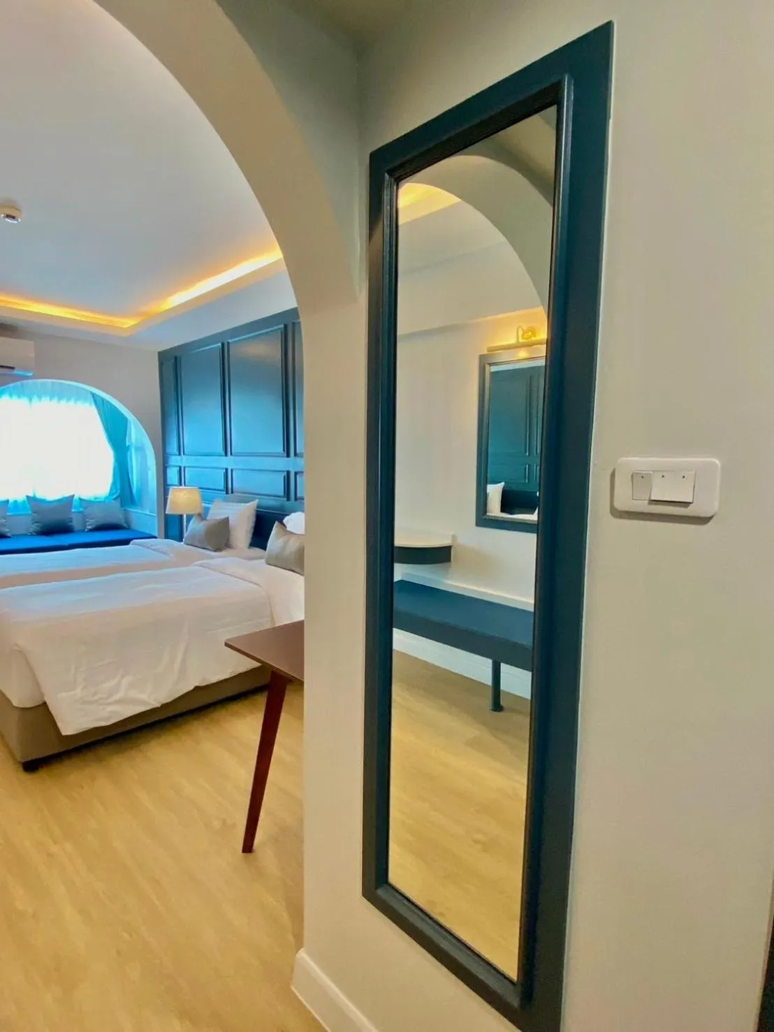 Photo of the whole room, Bed in Regent Ramkhamhaeng 22