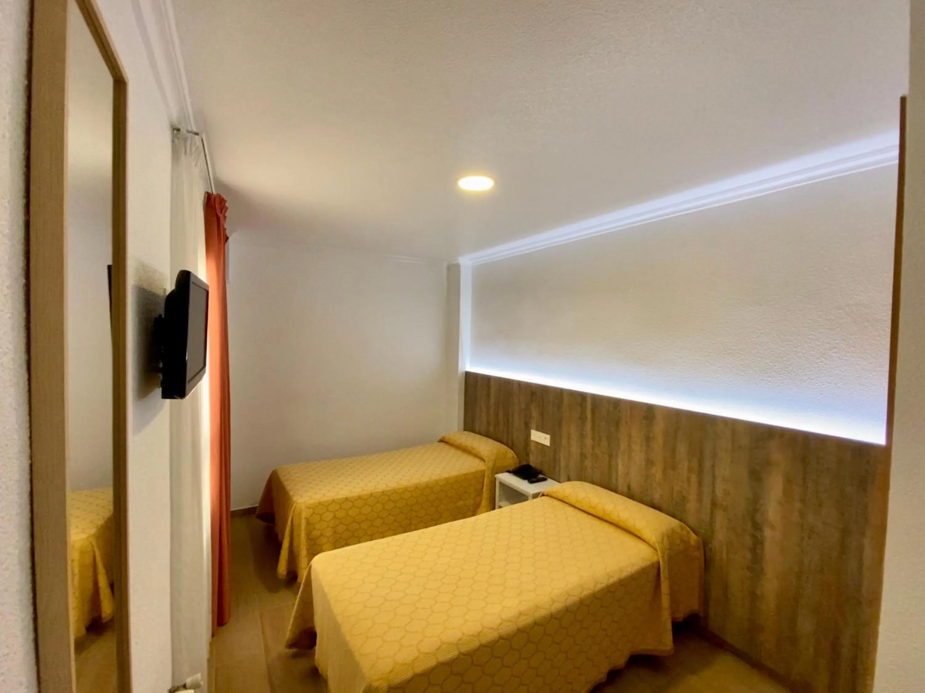 Bed in Hostal Pensimar