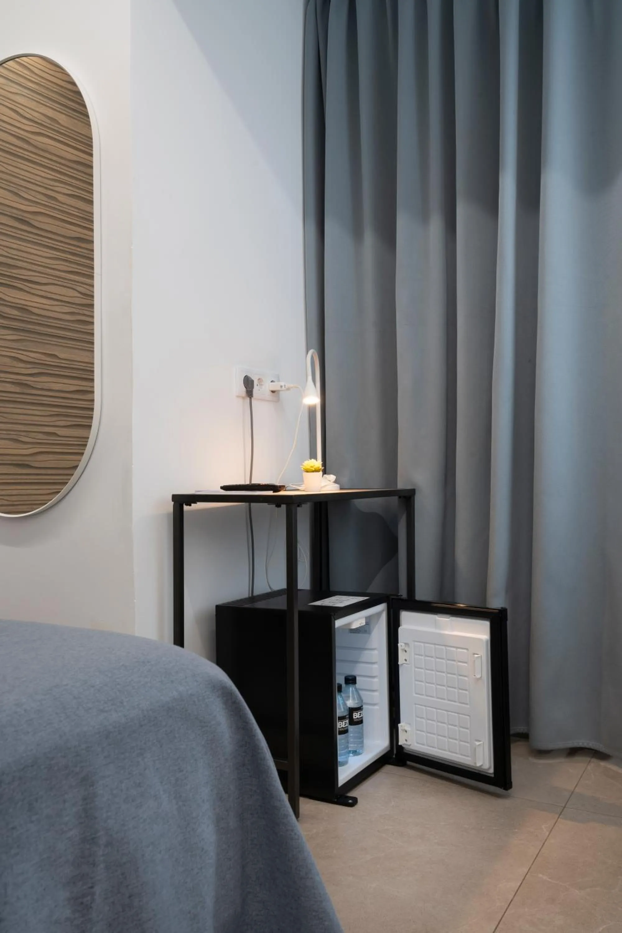 Bedroom, Bed in Hostal Pensimar