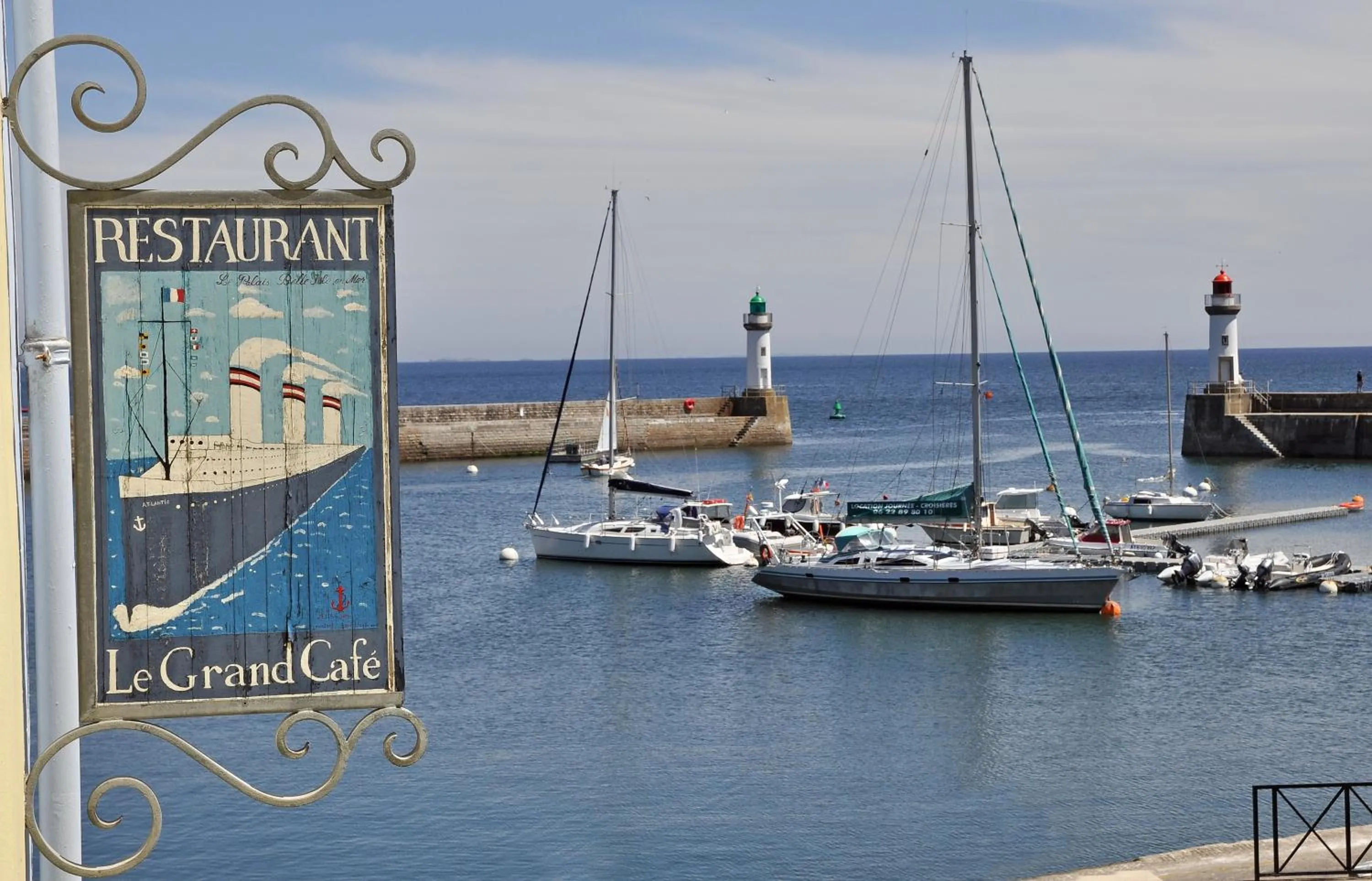 Area and facilities in Hotel Atlantique