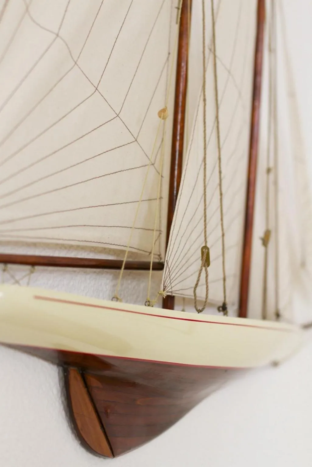 Decorative detail in Hotel Atlantique