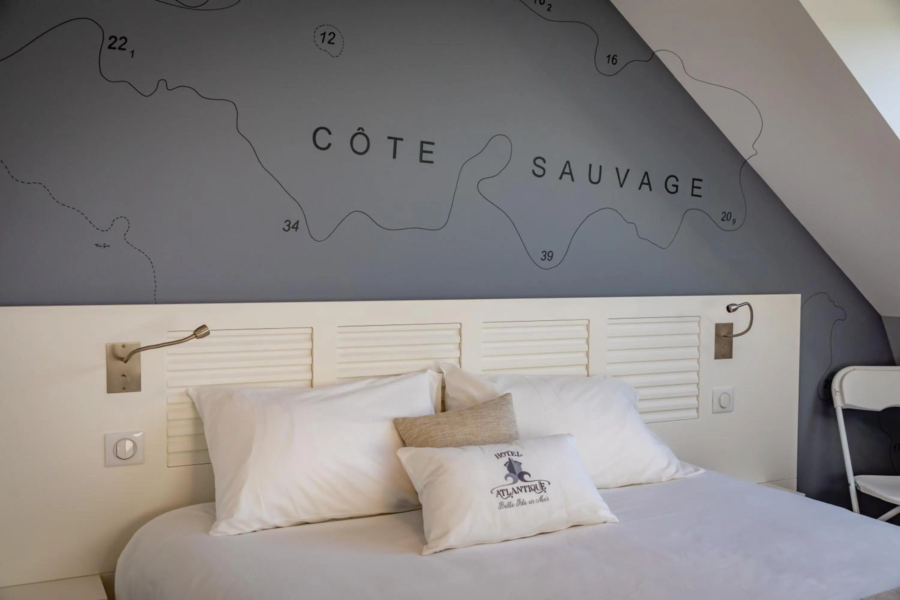 Bed in Hotel Atlantique