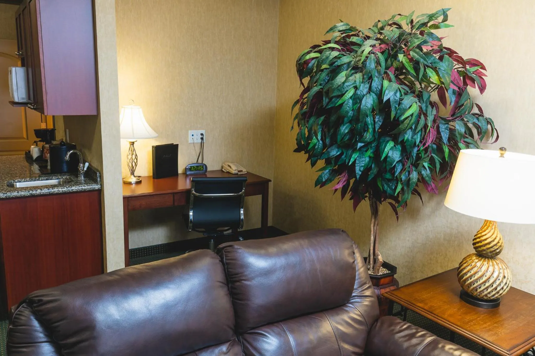 Guests in Redwood Inn & Suites