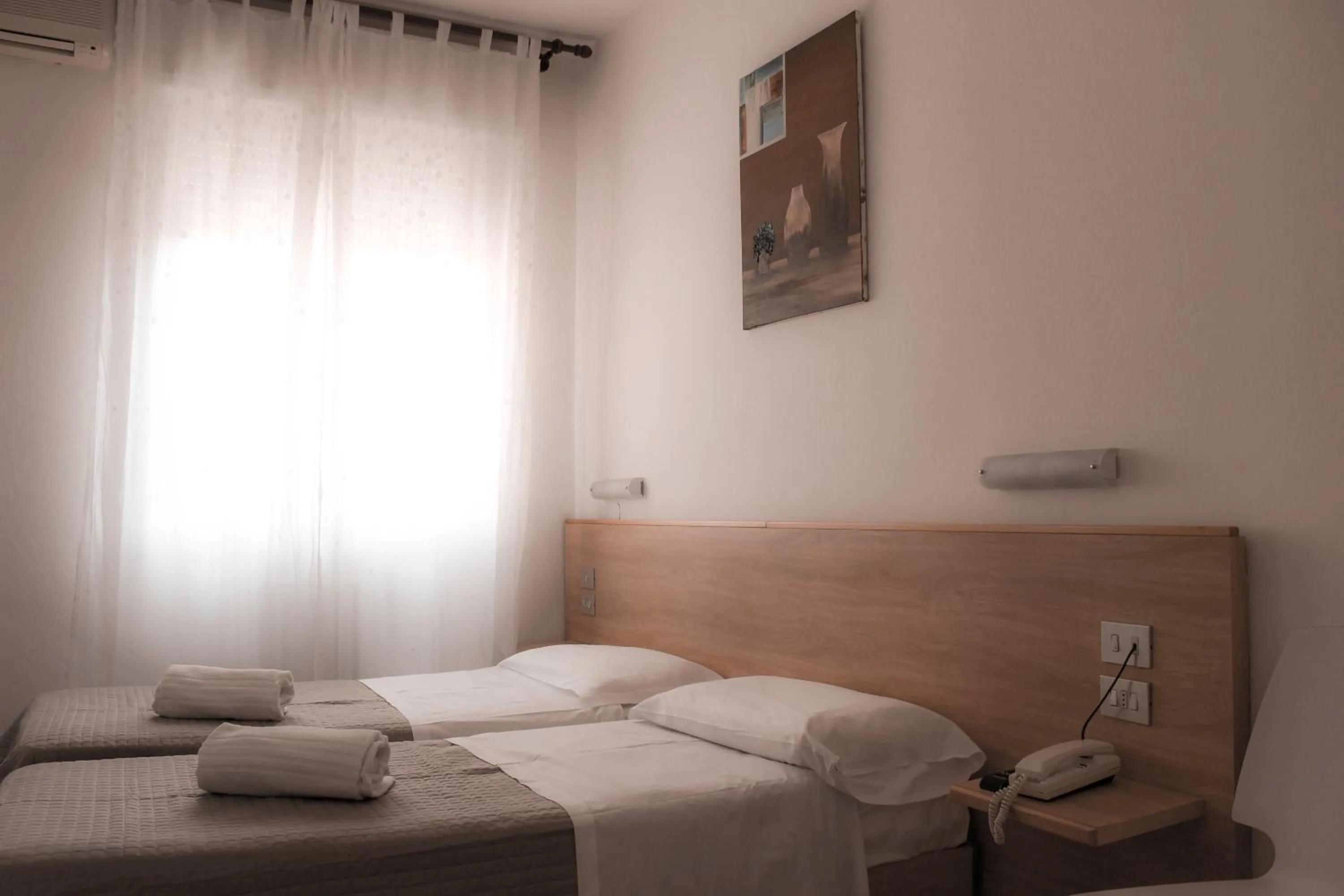 Photo of the whole room, Bed in Albergo Moderno