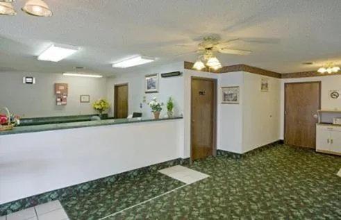 Lobby or reception in Americas Best Value Inn West Frankfort