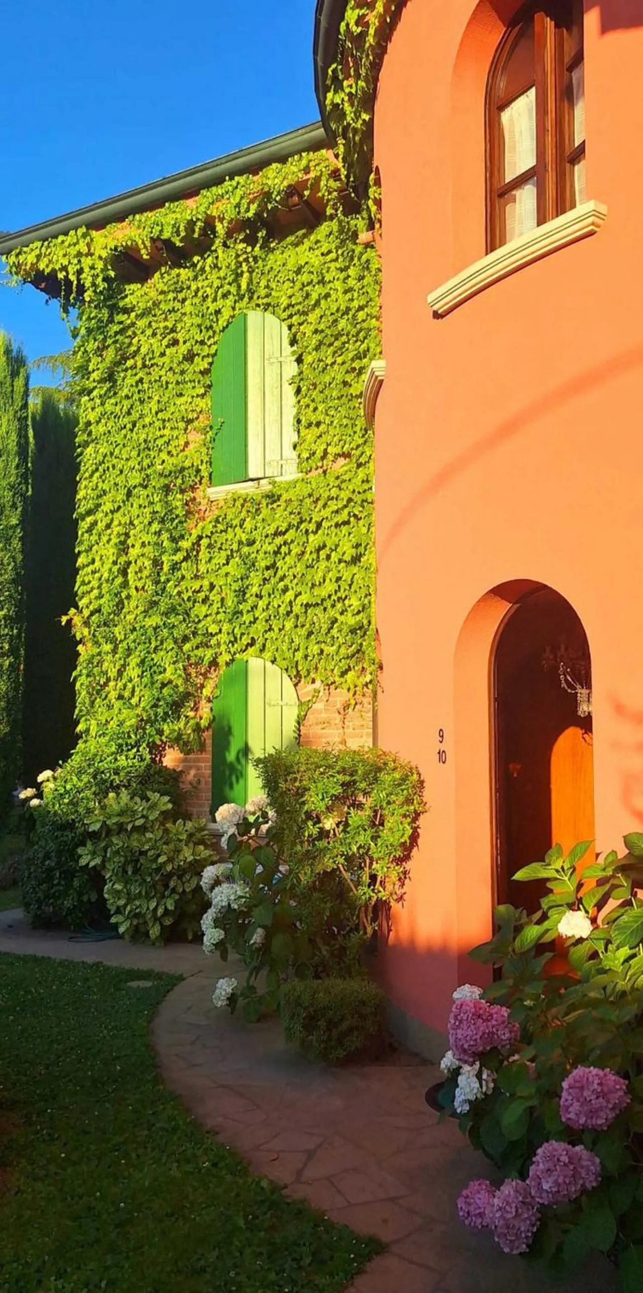 Property building in Hotel La Selce