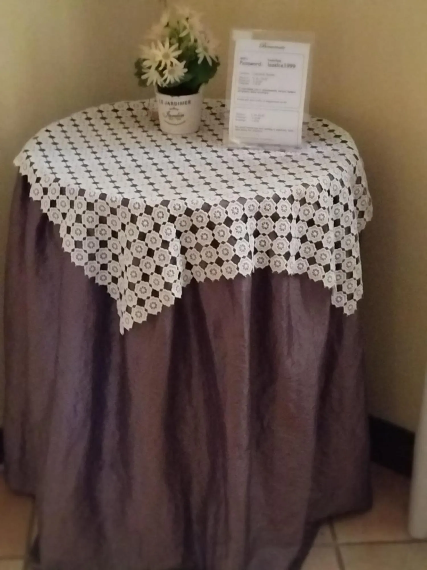 Decorative detail in Hotel La Selce