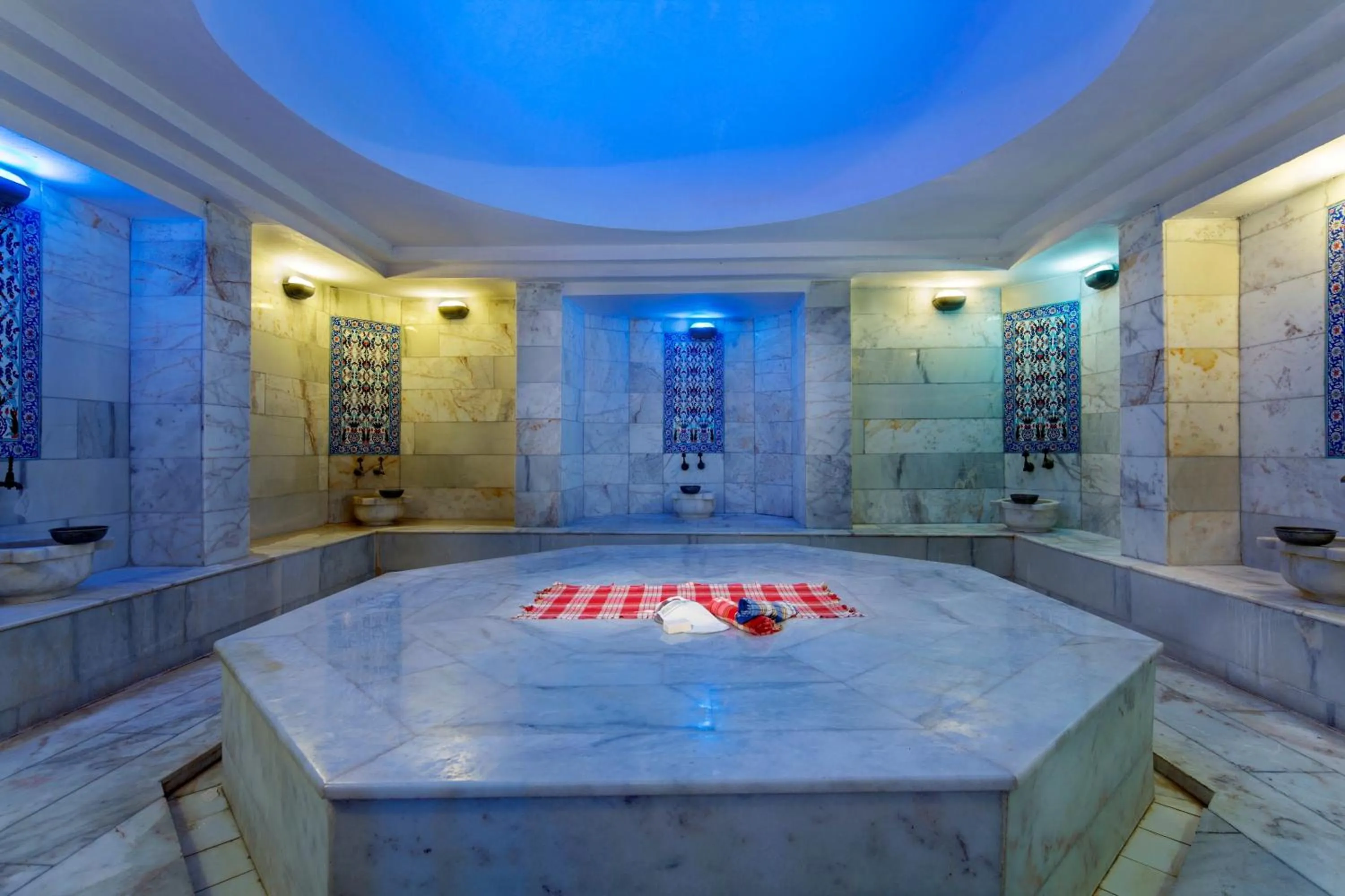 Massage in Miarosa İncekum Beach