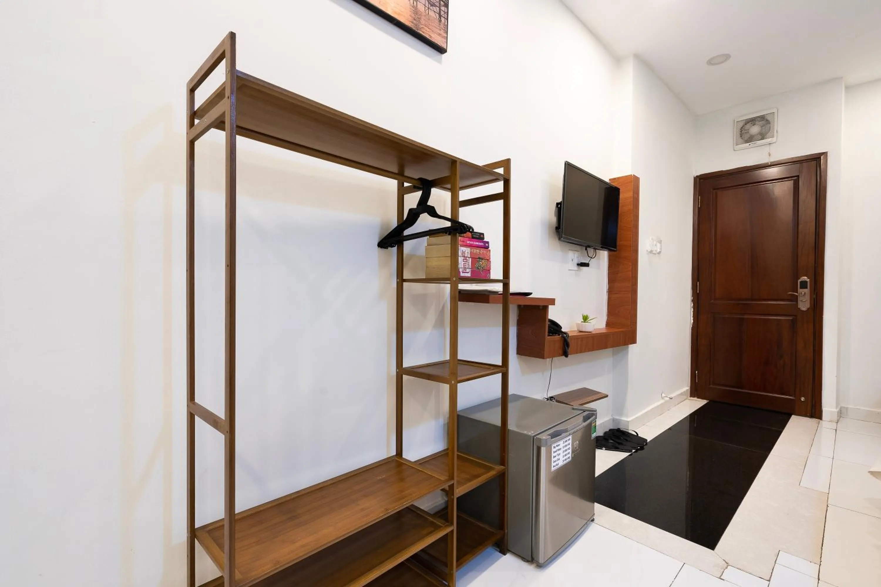 Bedroom in Gemini Saigon CENTER - New & Quiet near Bui Vien Walking Street