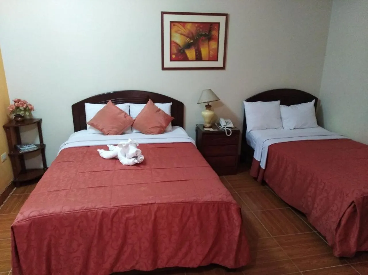 Bed in Hotel Suite Plaza