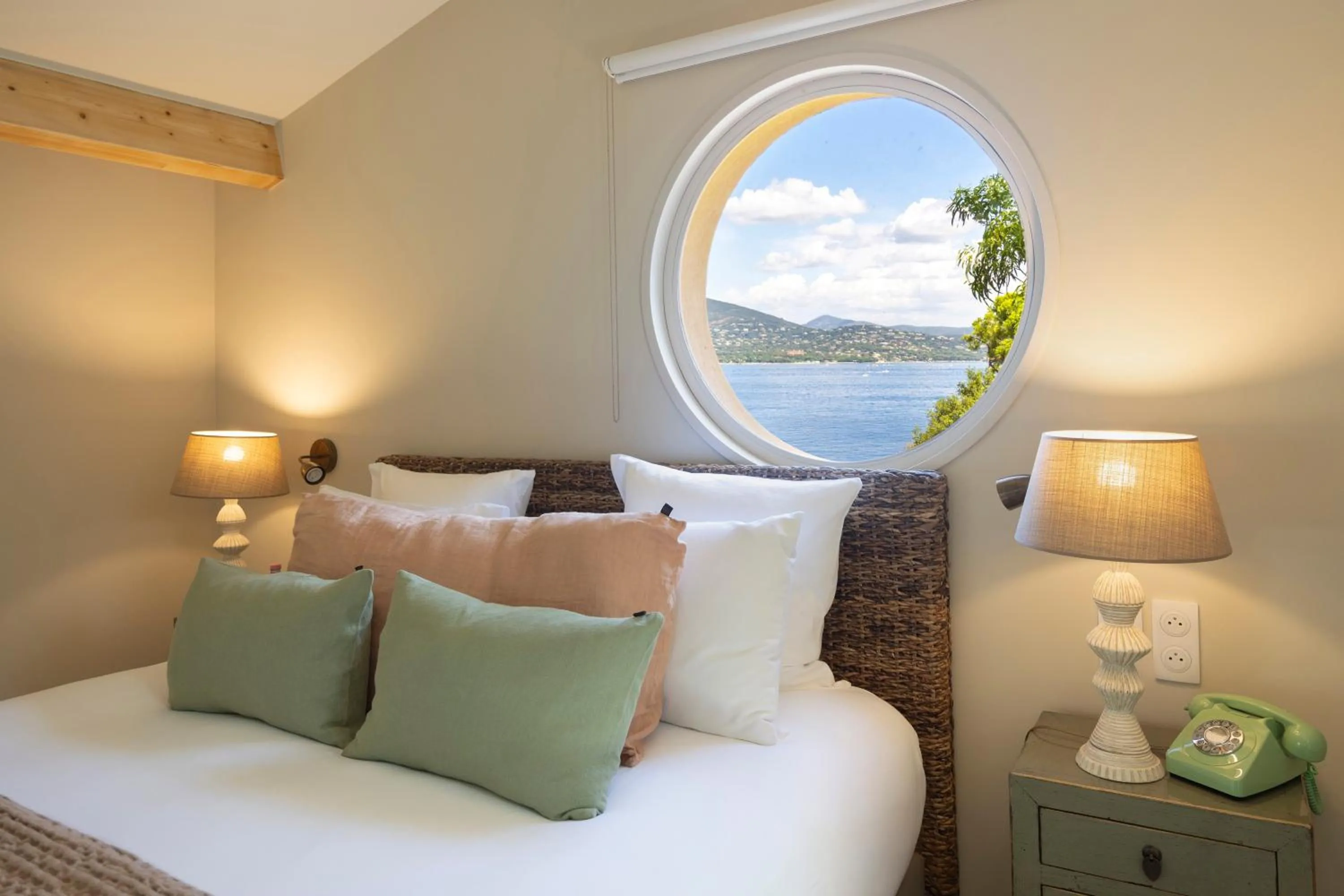 Bed in La Bastide d'Antoine