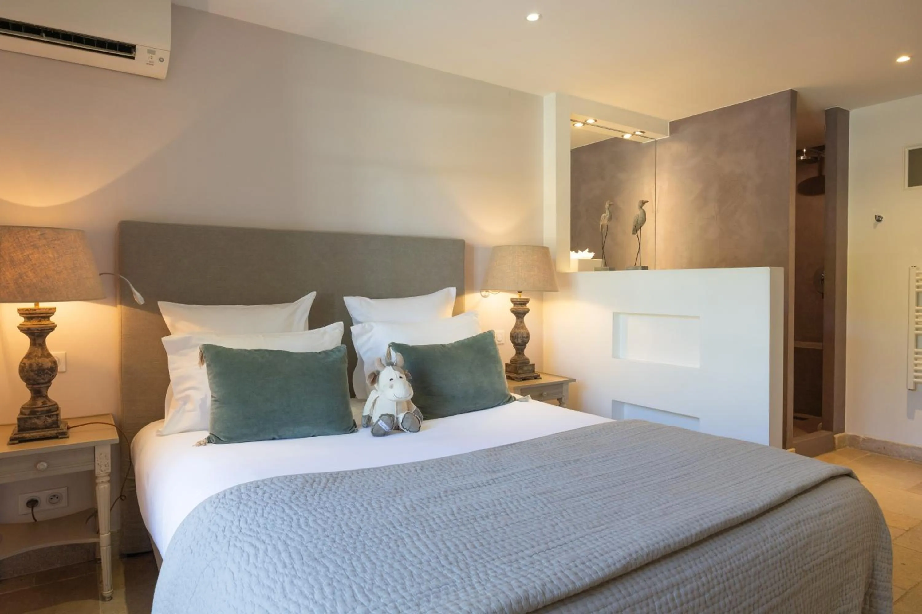 Bed in La Bastide d'Antoine