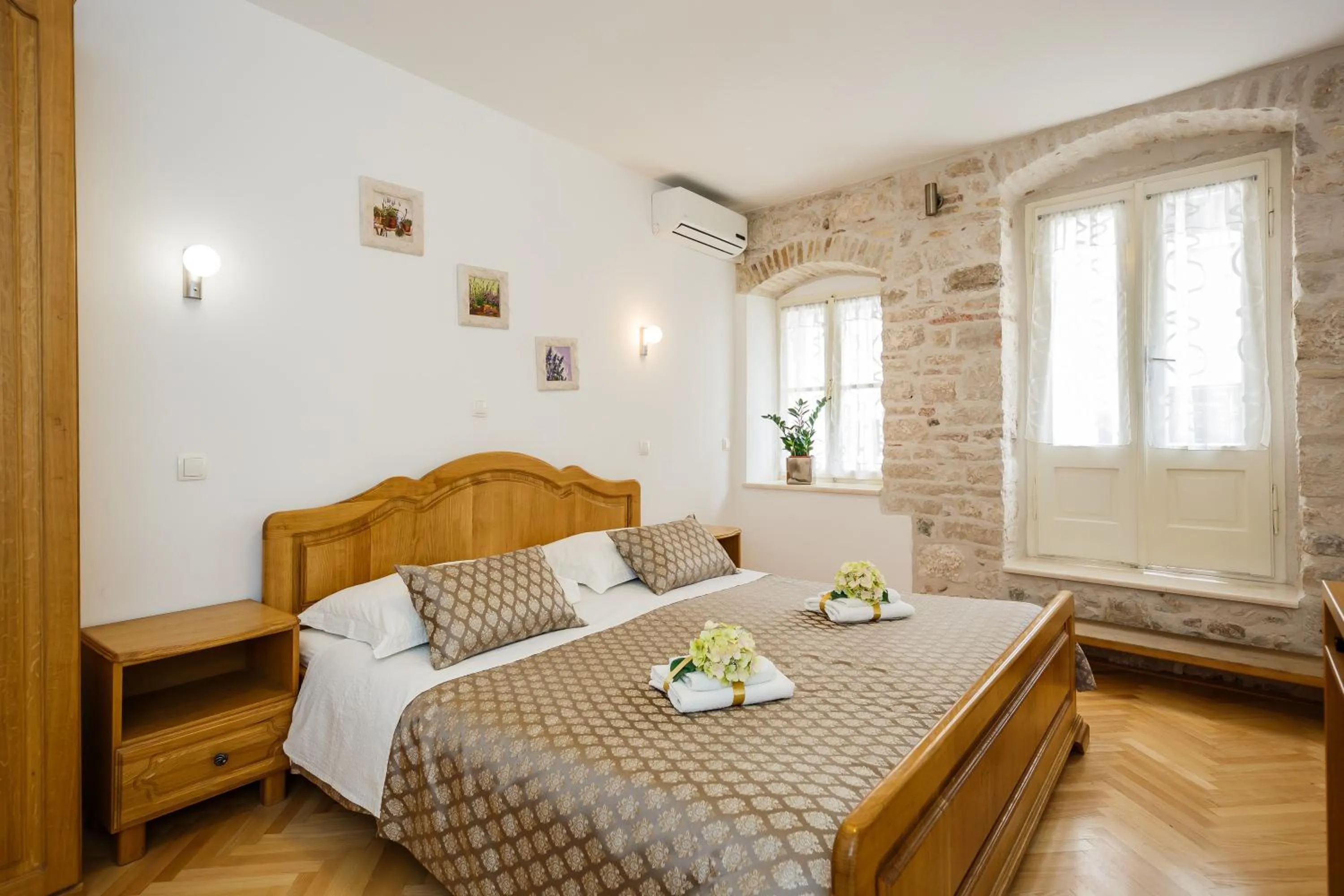 Bedroom, Bed in Villa Spaladium