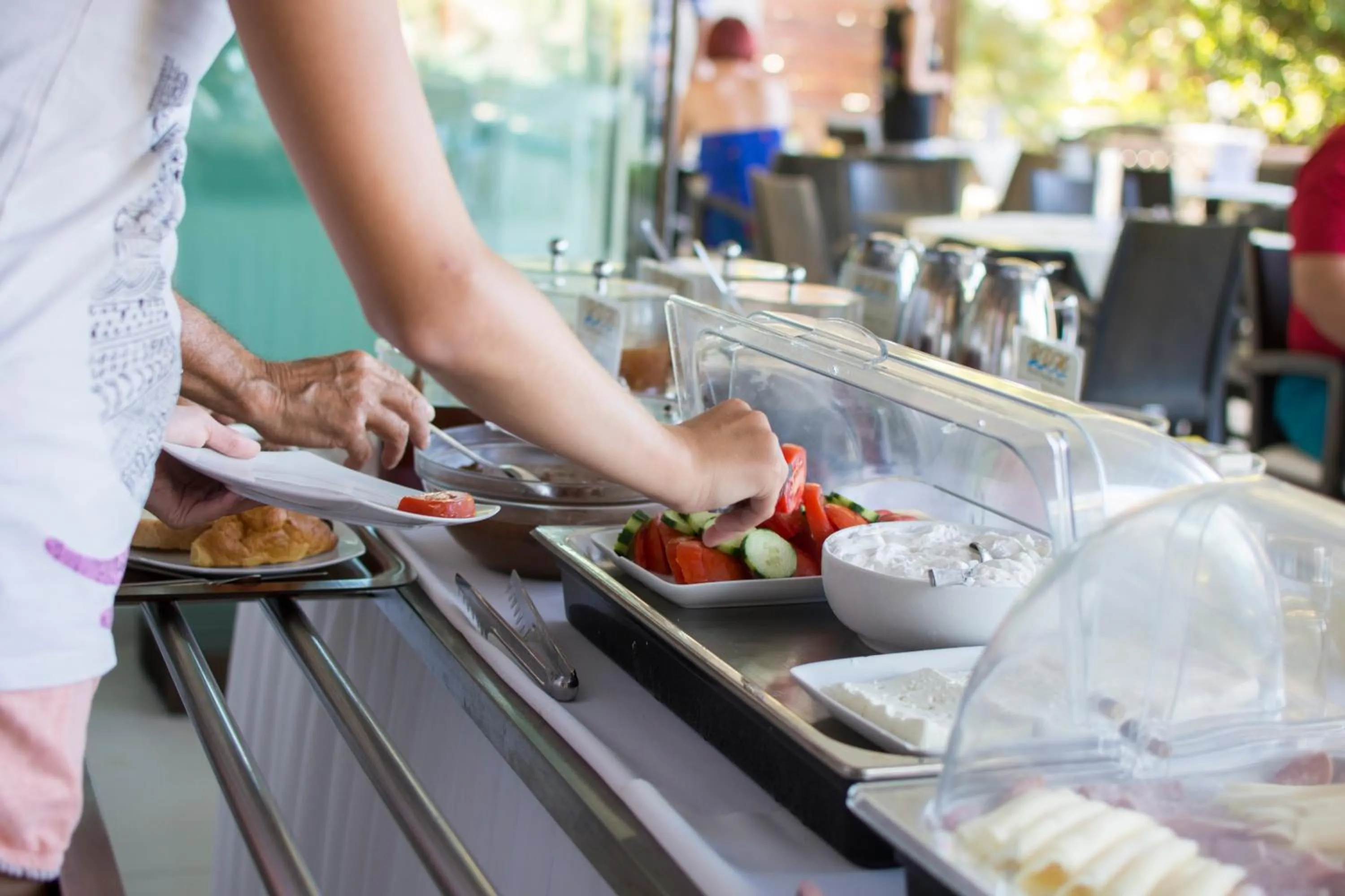 Restaurant/places to eat in Riviera Perdika Hotel