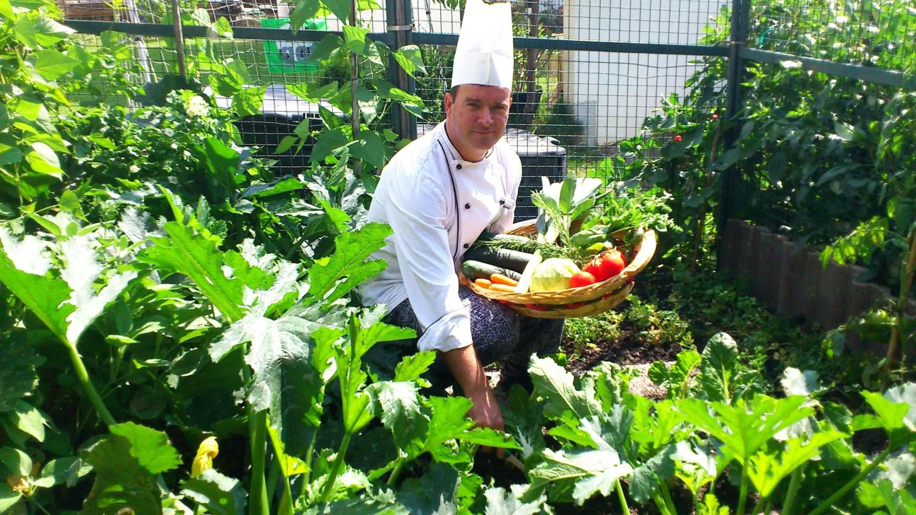Staff in Hotel Andechserhof & Mountain Sky