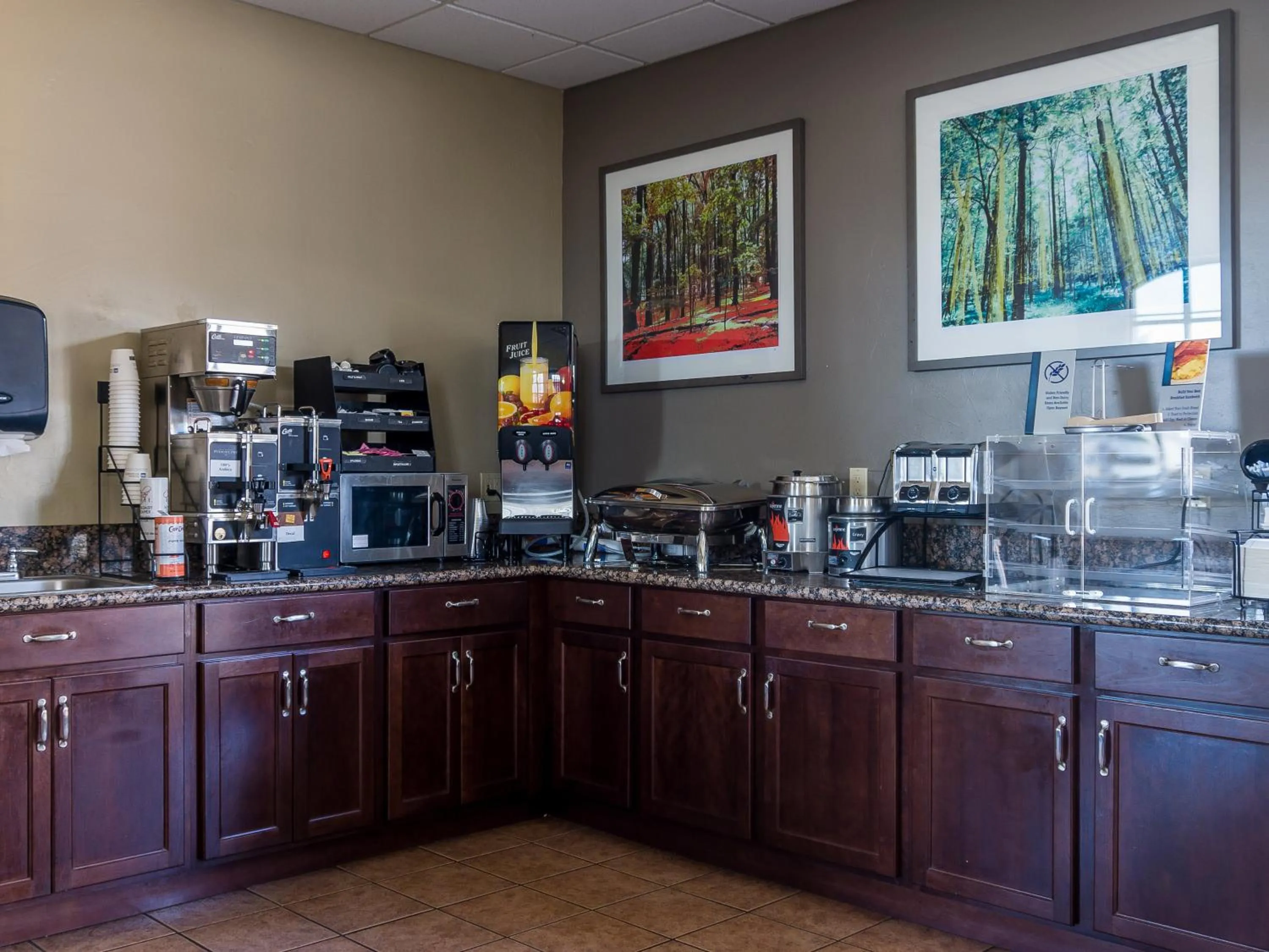 Breakfast in Best Western Alamosa Inn