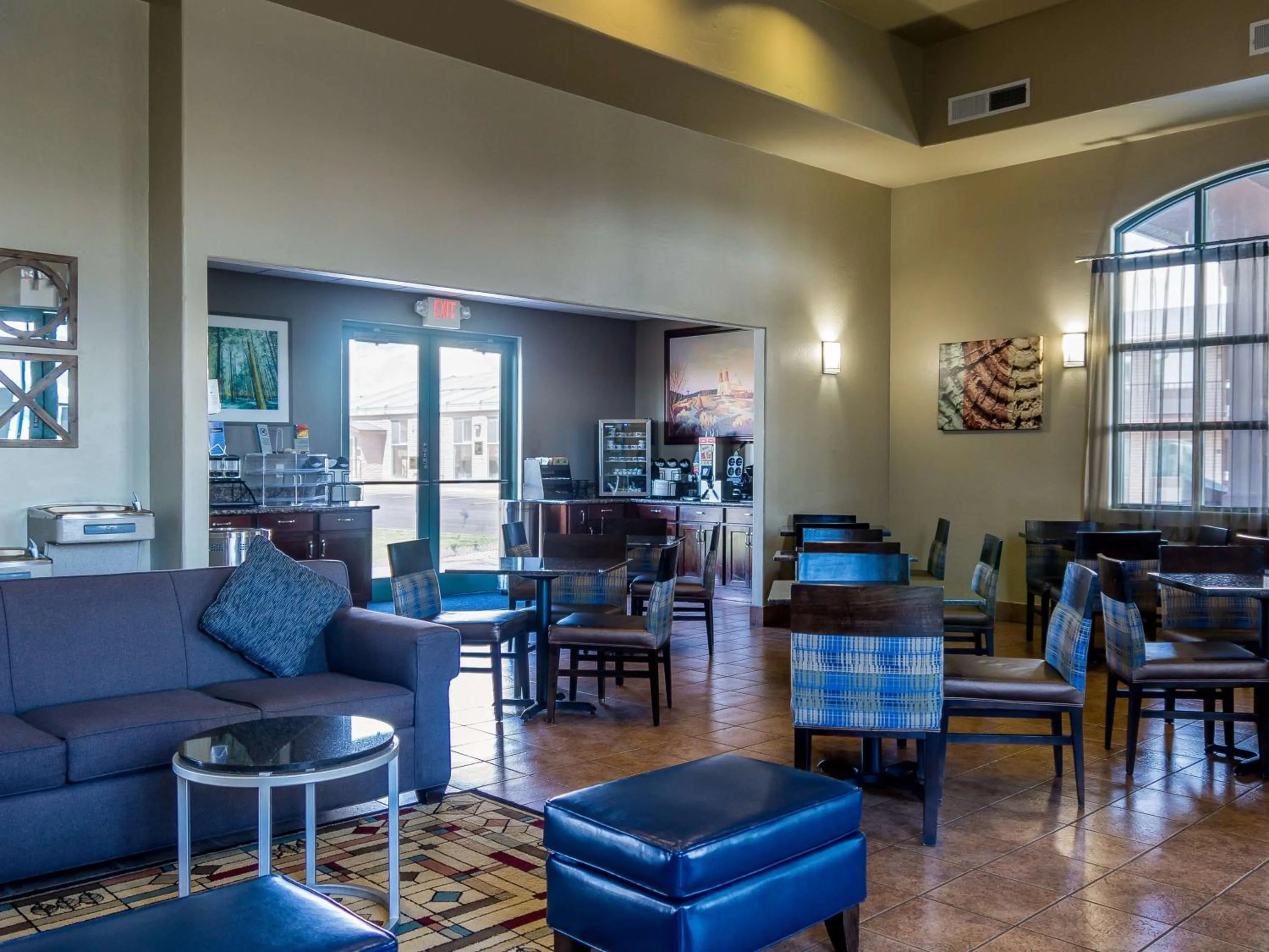 Lobby or reception in Best Western Alamosa Inn