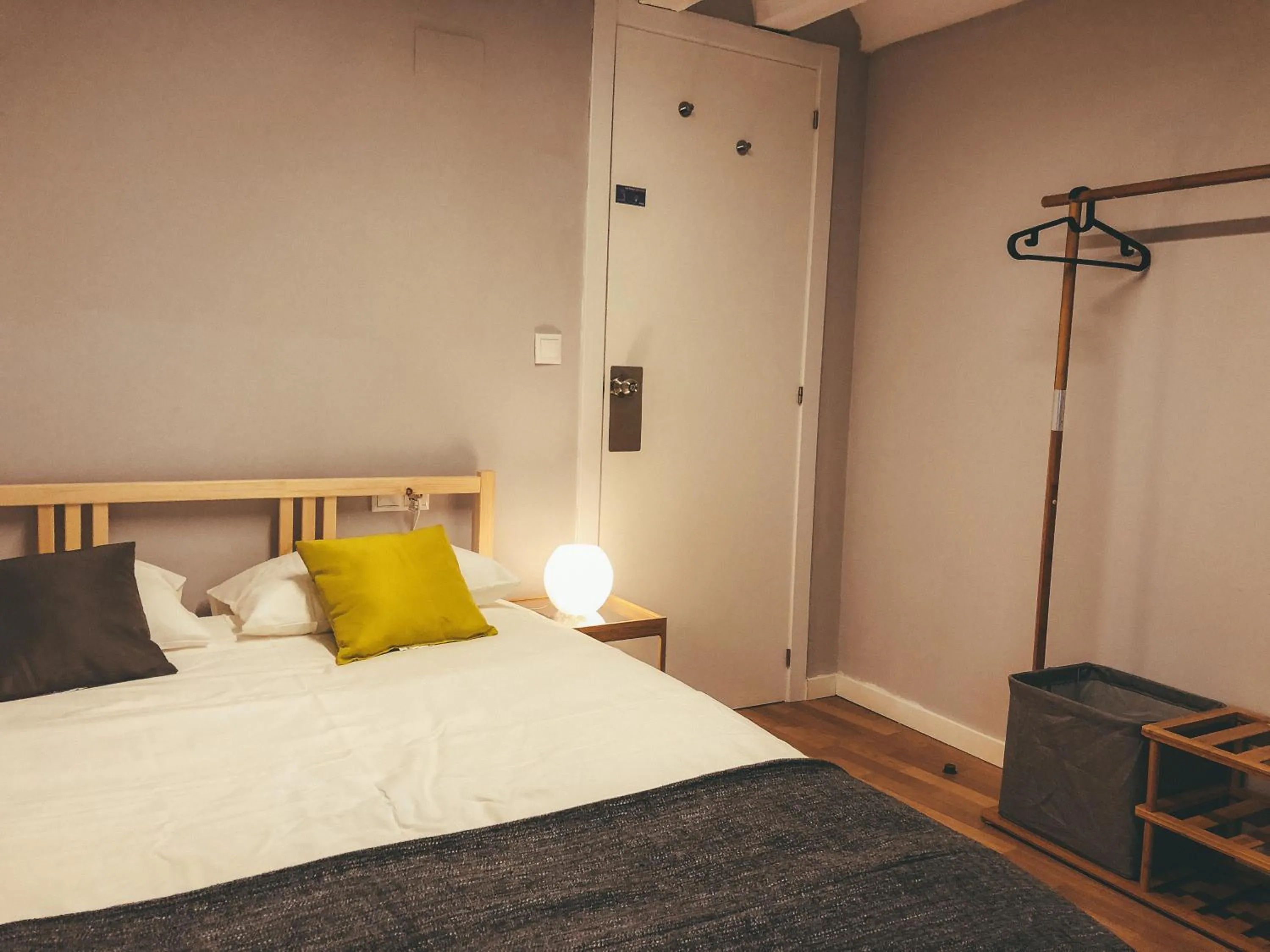 Bed in Apodaca Rooms