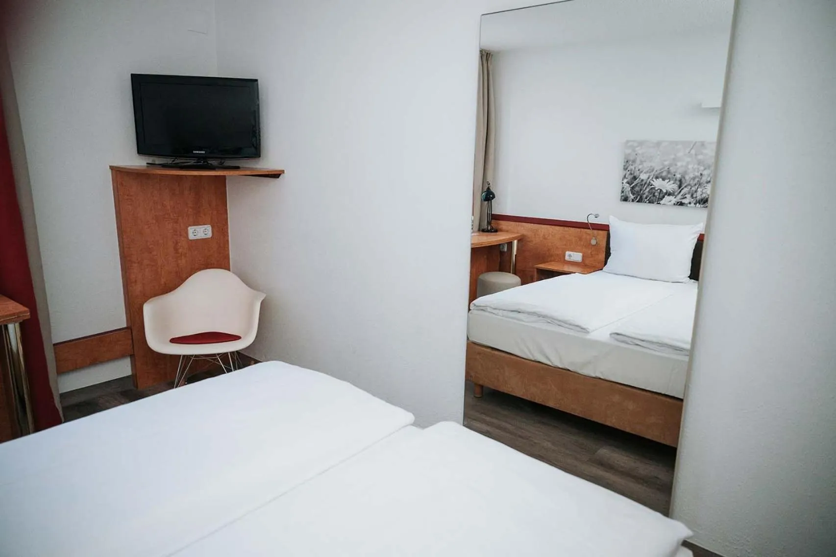 Photo of the whole room, Bed in das seidl - Hotel & Tagung - München West