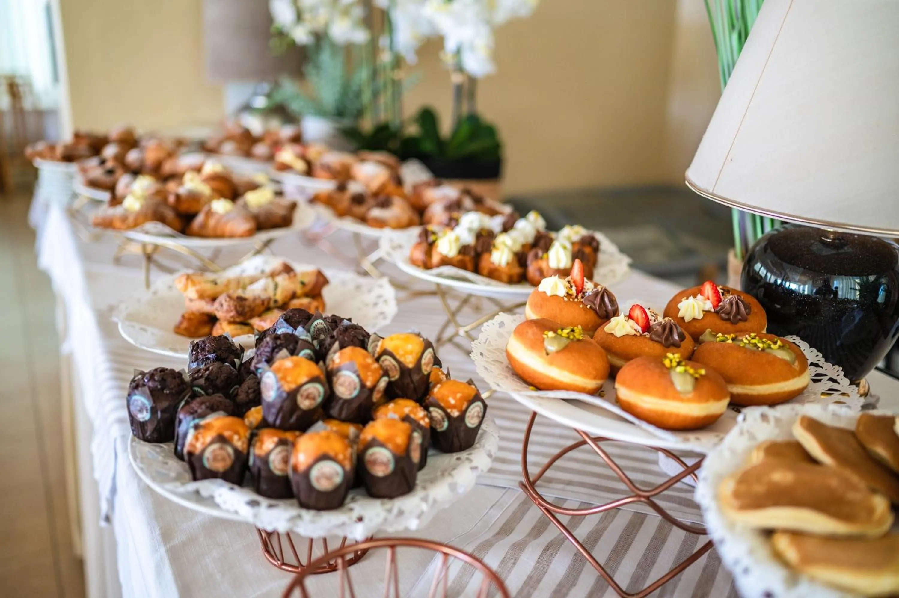 Buffet breakfast in Hotel Orizzonte